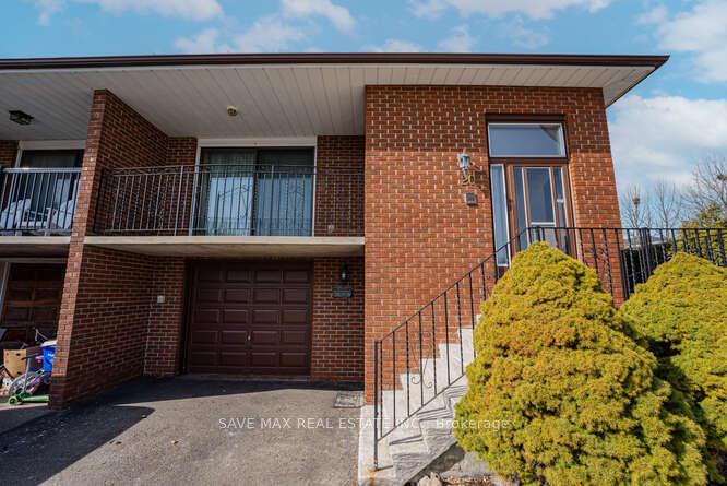 Front of 20 Bramhall Court