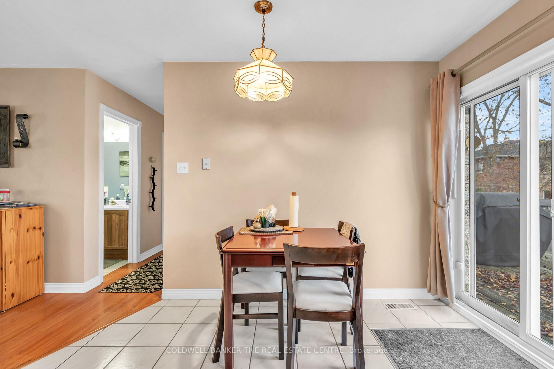 Photo 11 of 94 O'shaughnessy Crescent, Barrie, Holly — HOMEH