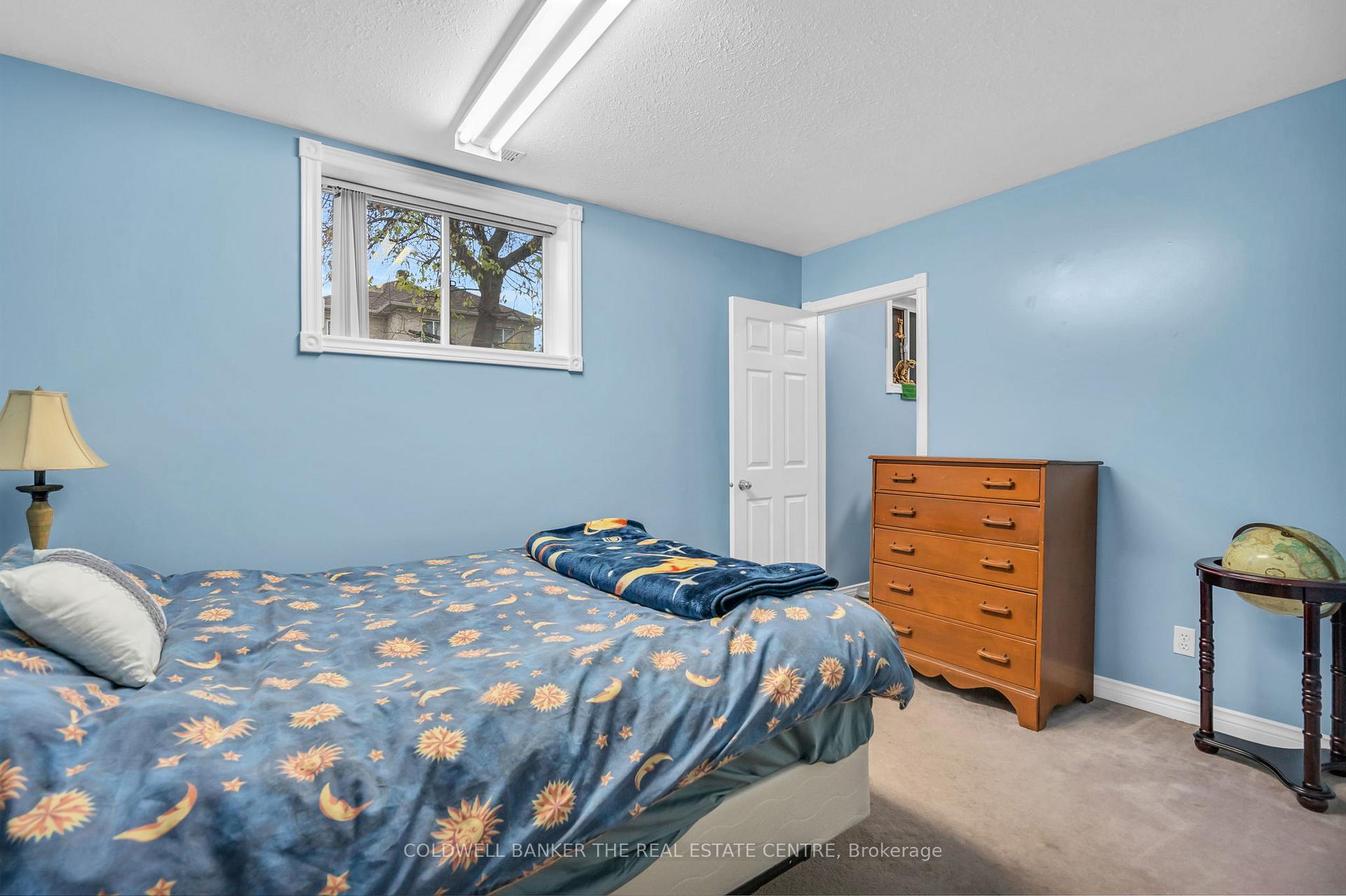 Photo 17 of 94 O'shaughnessy Crescent, Barrie, Holly — HOMEH
