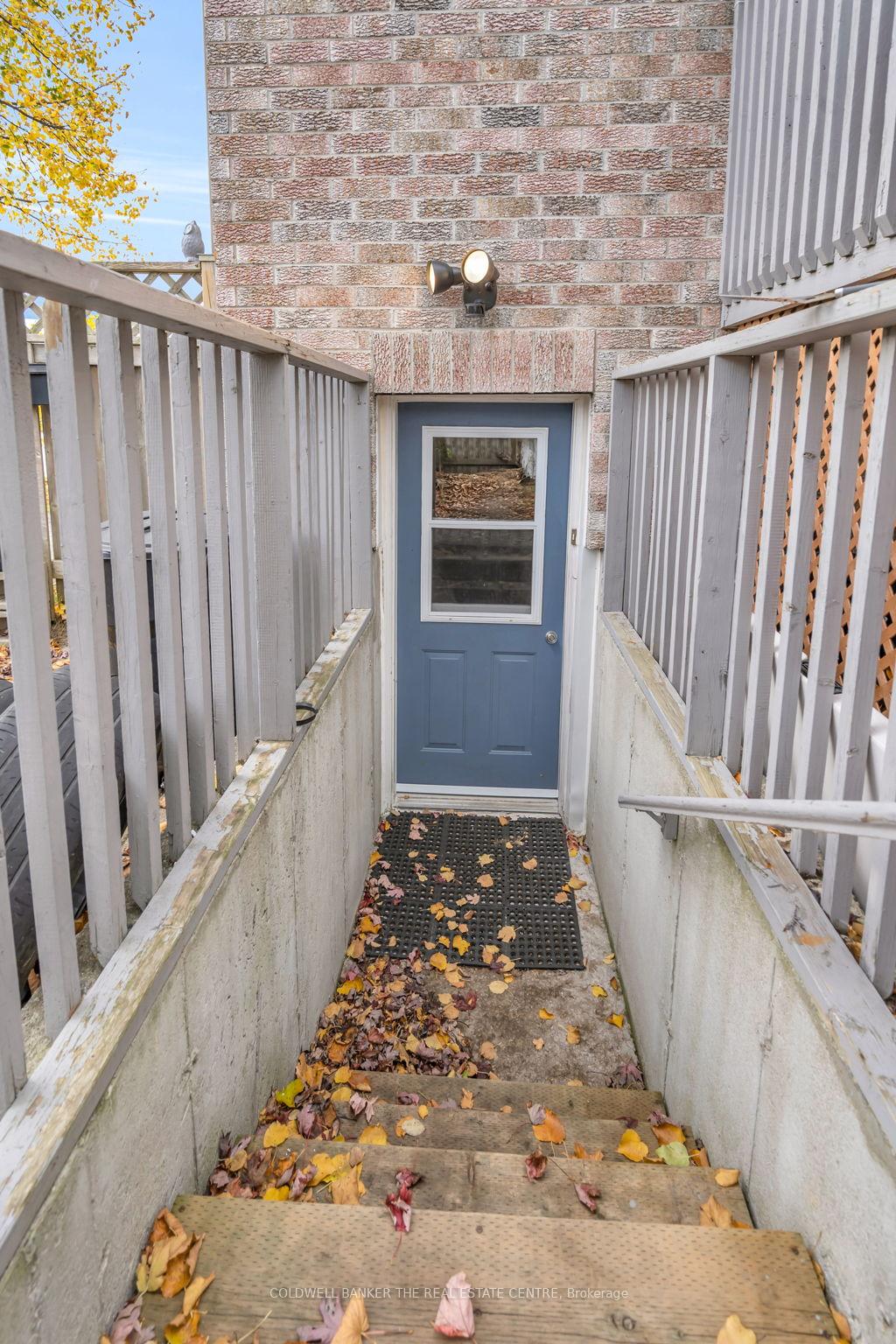 Photo 21 of 94 O'shaughnessy Crescent, Barrie, Holly — HOMEH