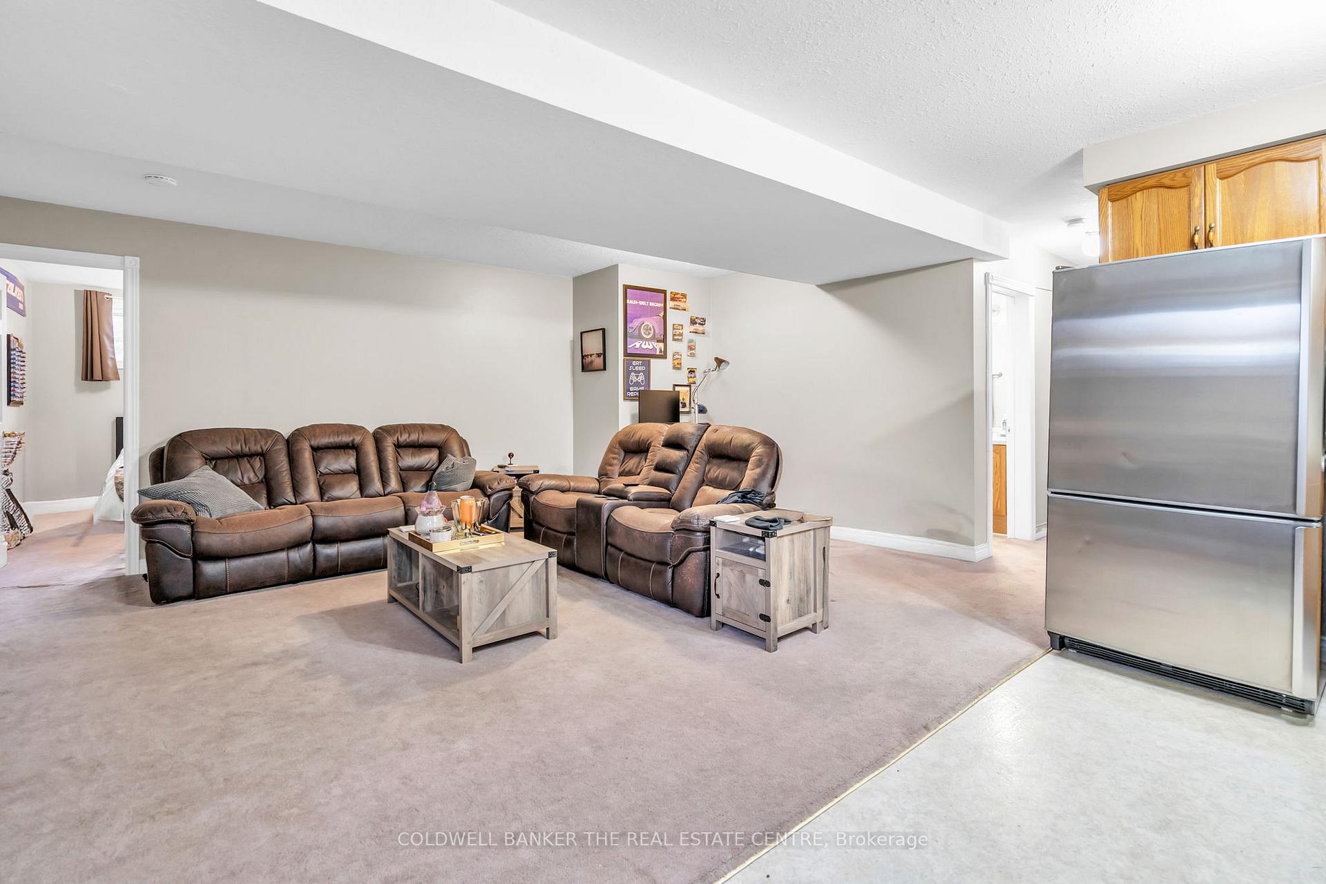 Photo 22 of 94 O'shaughnessy Crescent, Barrie, Holly — HOMEH