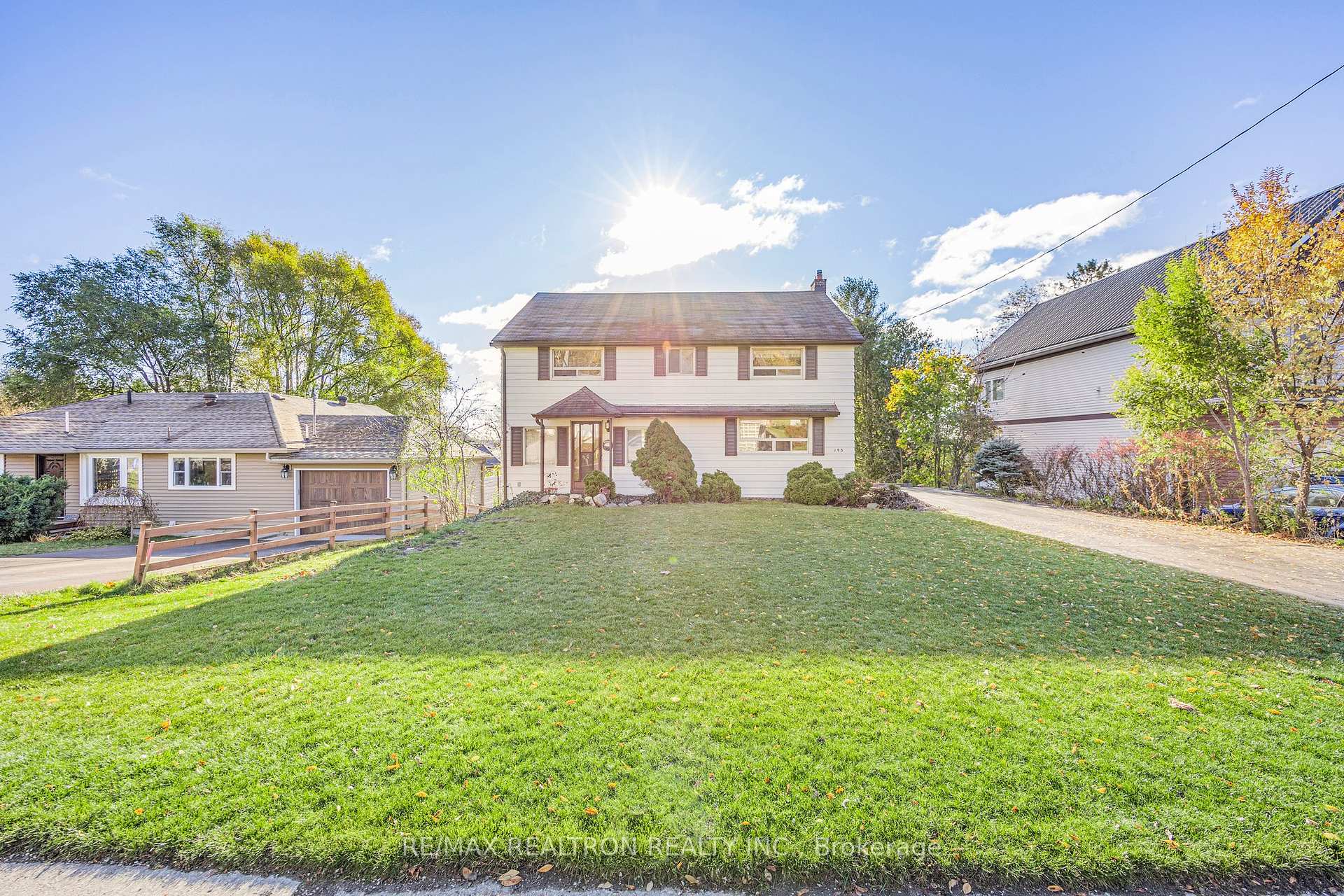 Photo 1 of 153 Blake Street, Barrie, North Shore — HOMEH