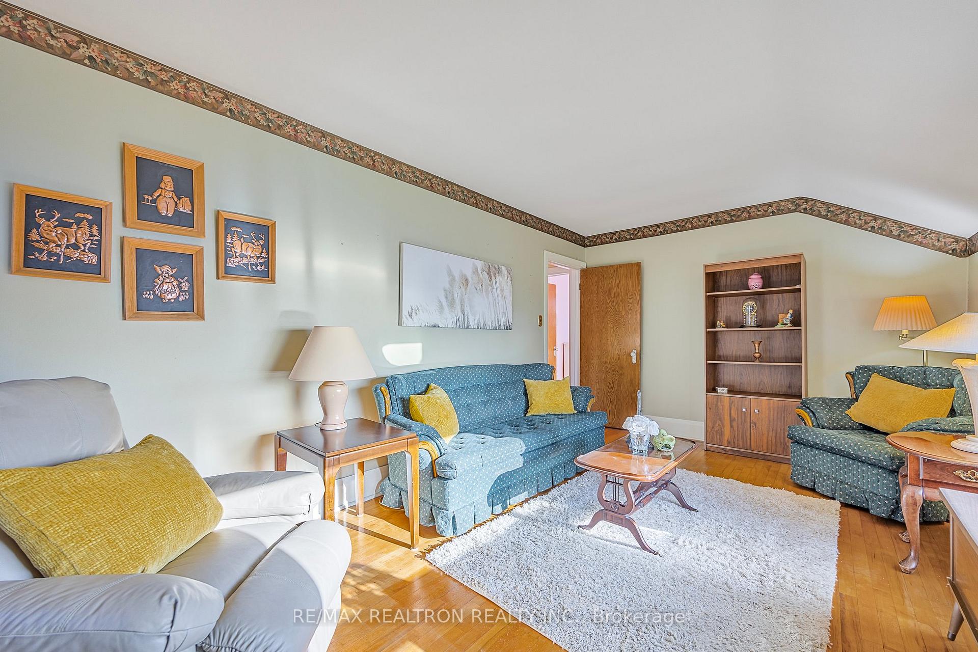 Photo 20 of 153 Blake Street, Barrie, North Shore — HOMEH
