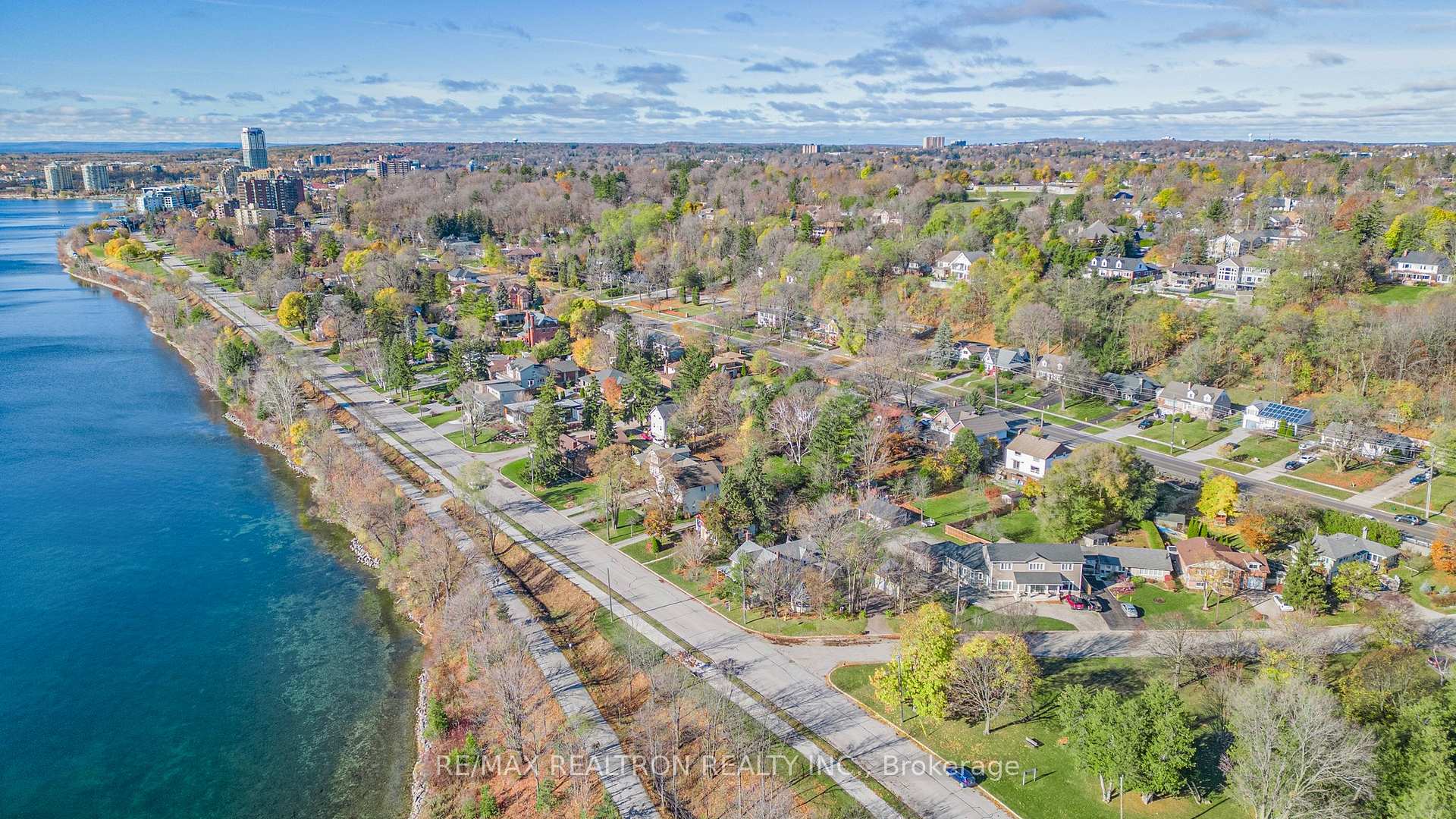 Photo 28 of 153 Blake Street, Barrie, North Shore — HOMEH
