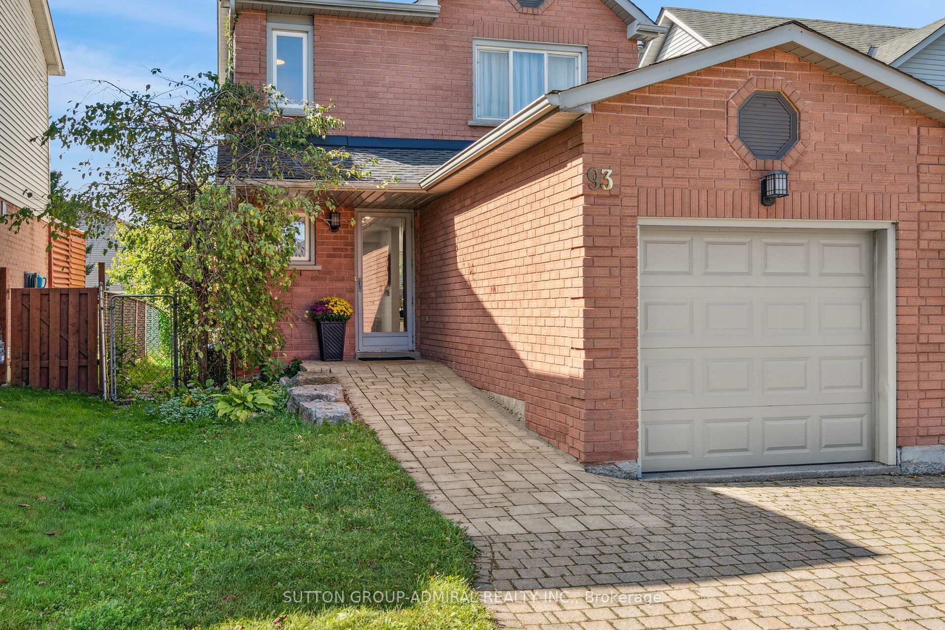 Photo 3 of 93 Hadden Crescent, Barrie, Cundles East — HOMEH