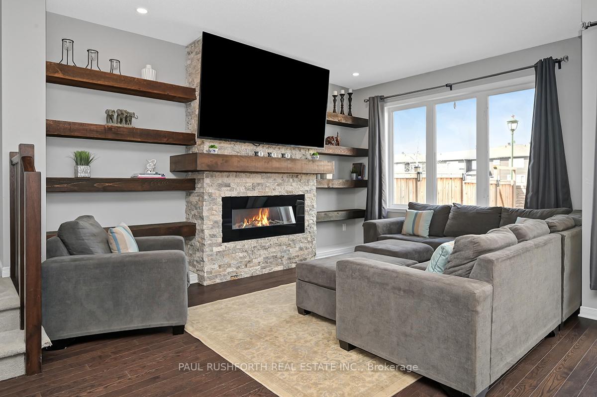 Photo 3 of 128 Riddell Road, Carleton Place — HOMEH