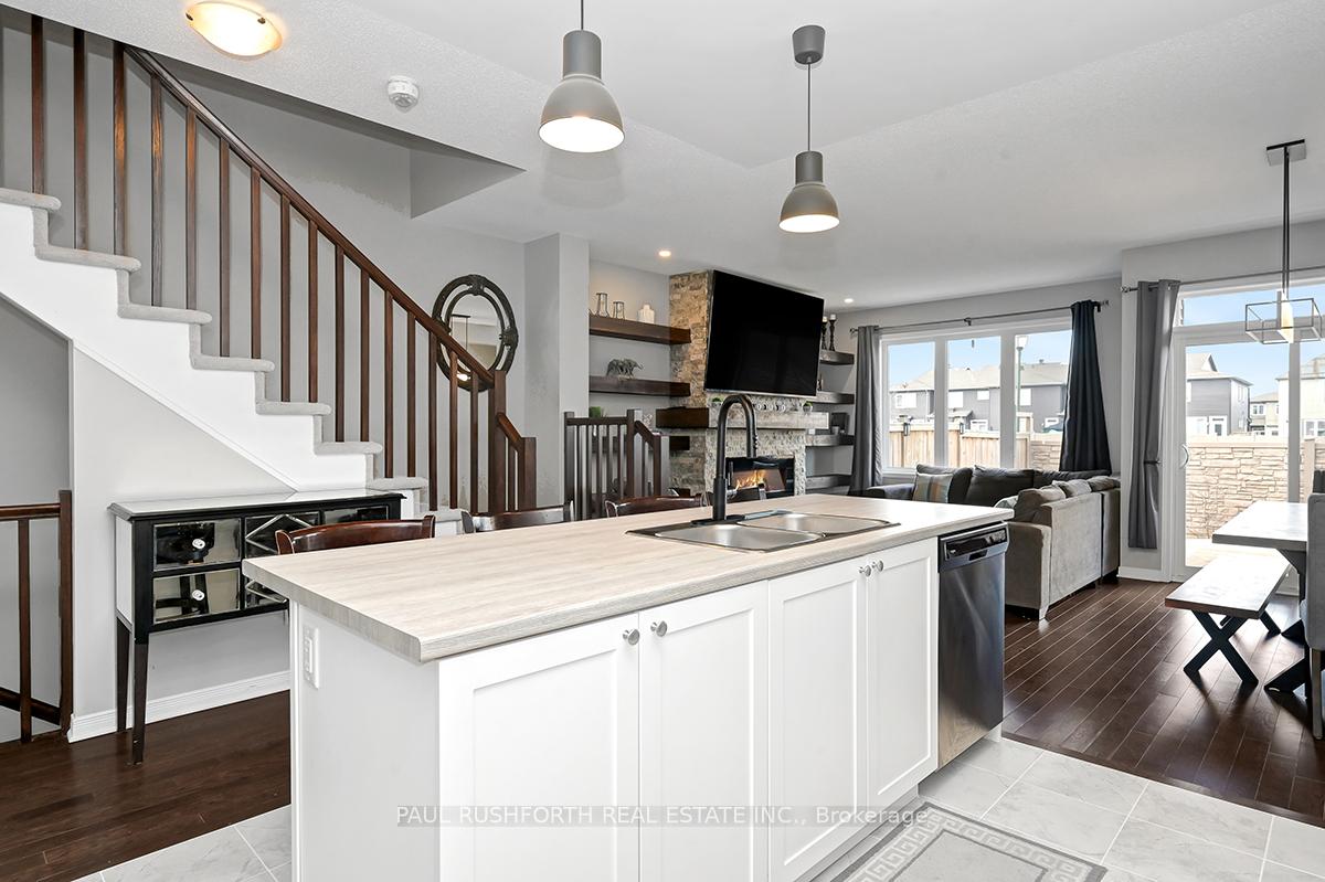 Photo 10 of 128 Riddell Road, Carleton Place — HOMEH