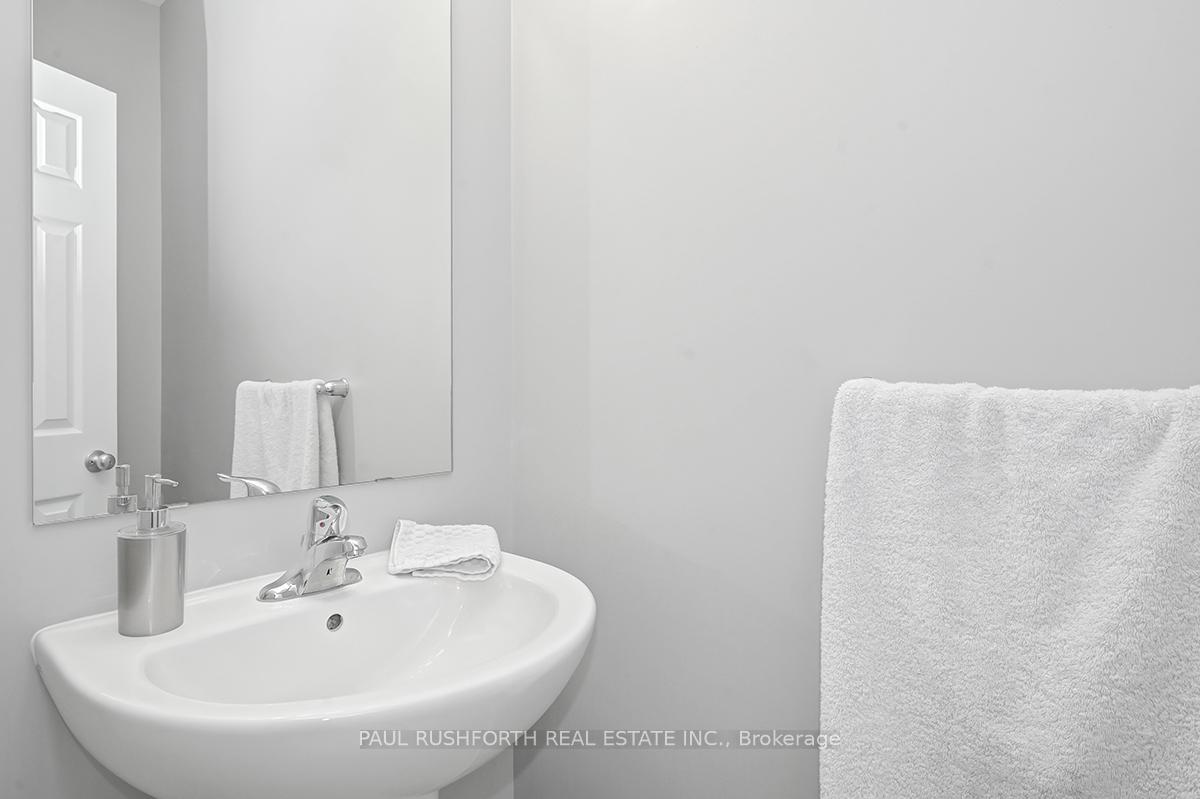 Photo 12 of 128 Riddell Road, Carleton Place — HOMEH
