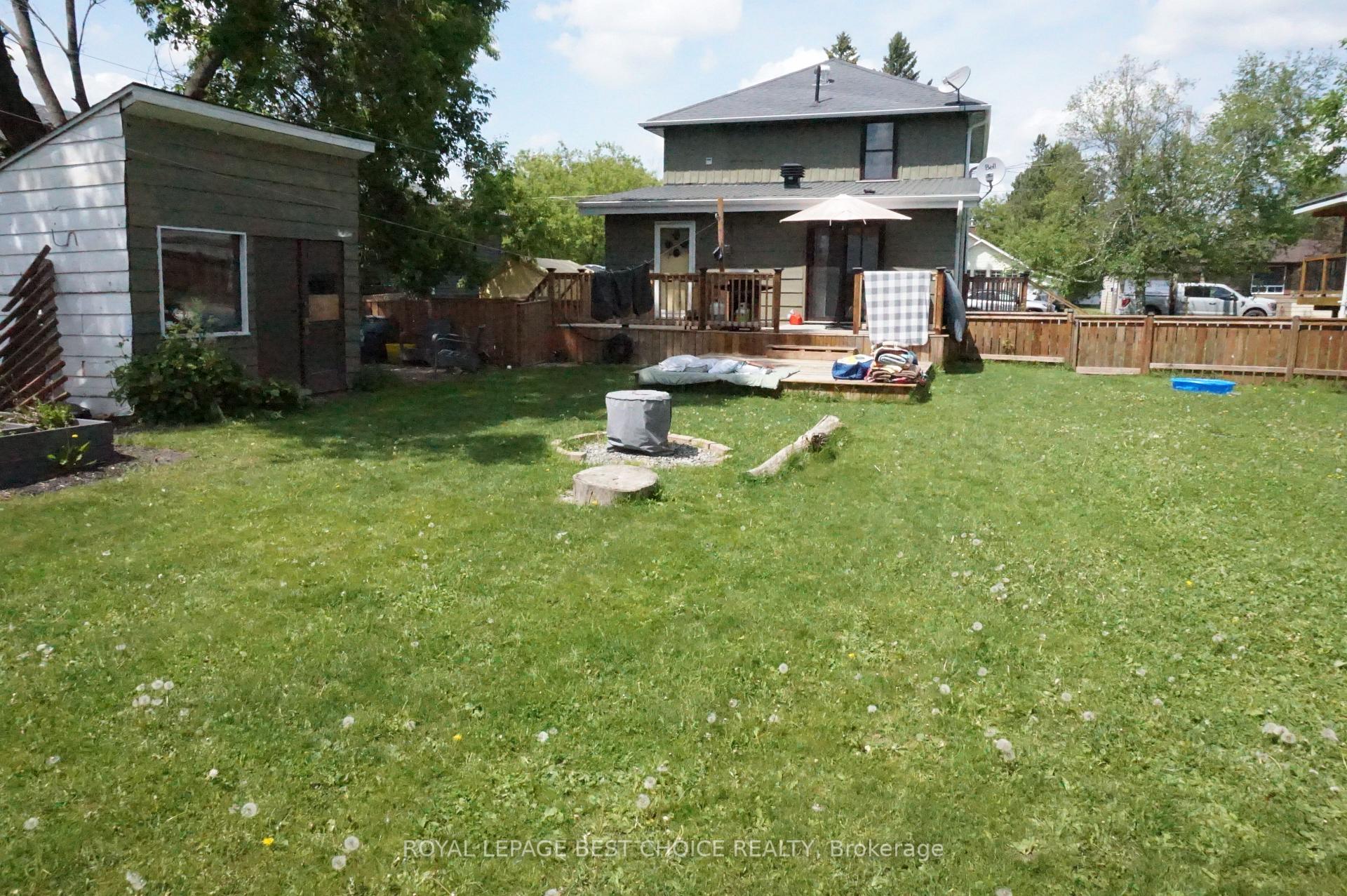 Photo 2 of 36 Seventh Avenue, Englehart — HOMEH