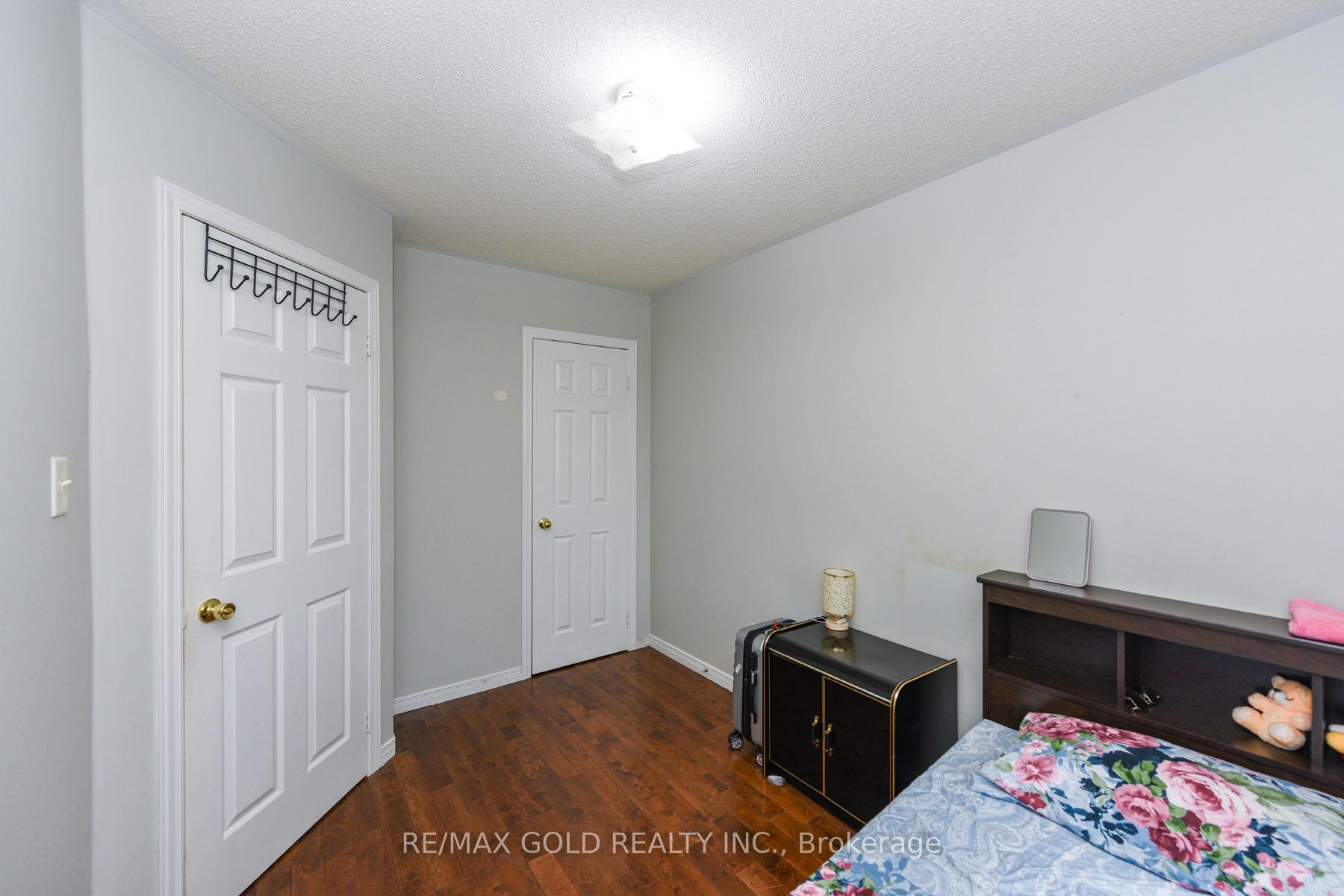 Photo 21 of 17 Penguin Lane, Brampton, Sandringham-Wellington — HOMEH
