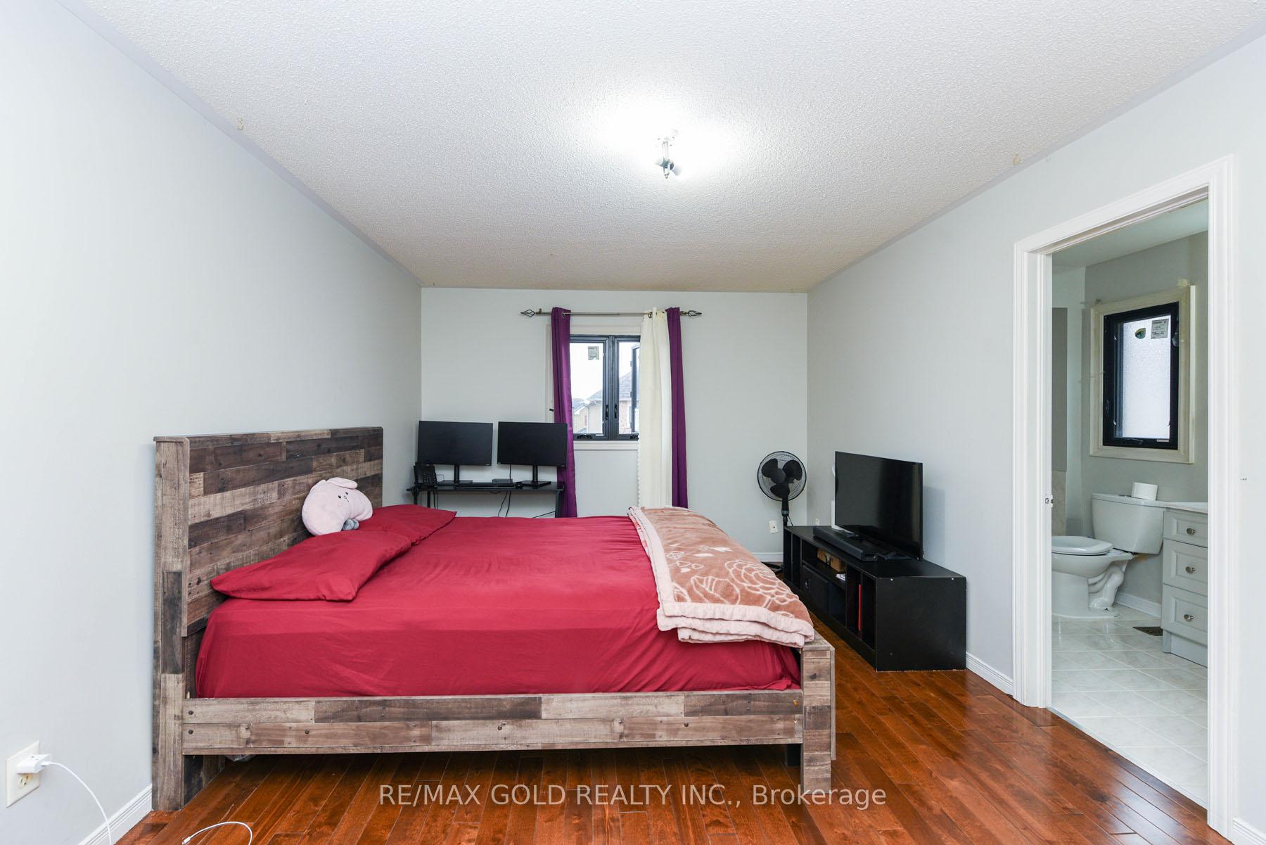 Photo 27 of 17 Penguin Lane, Brampton, Sandringham-Wellington — HOMEH