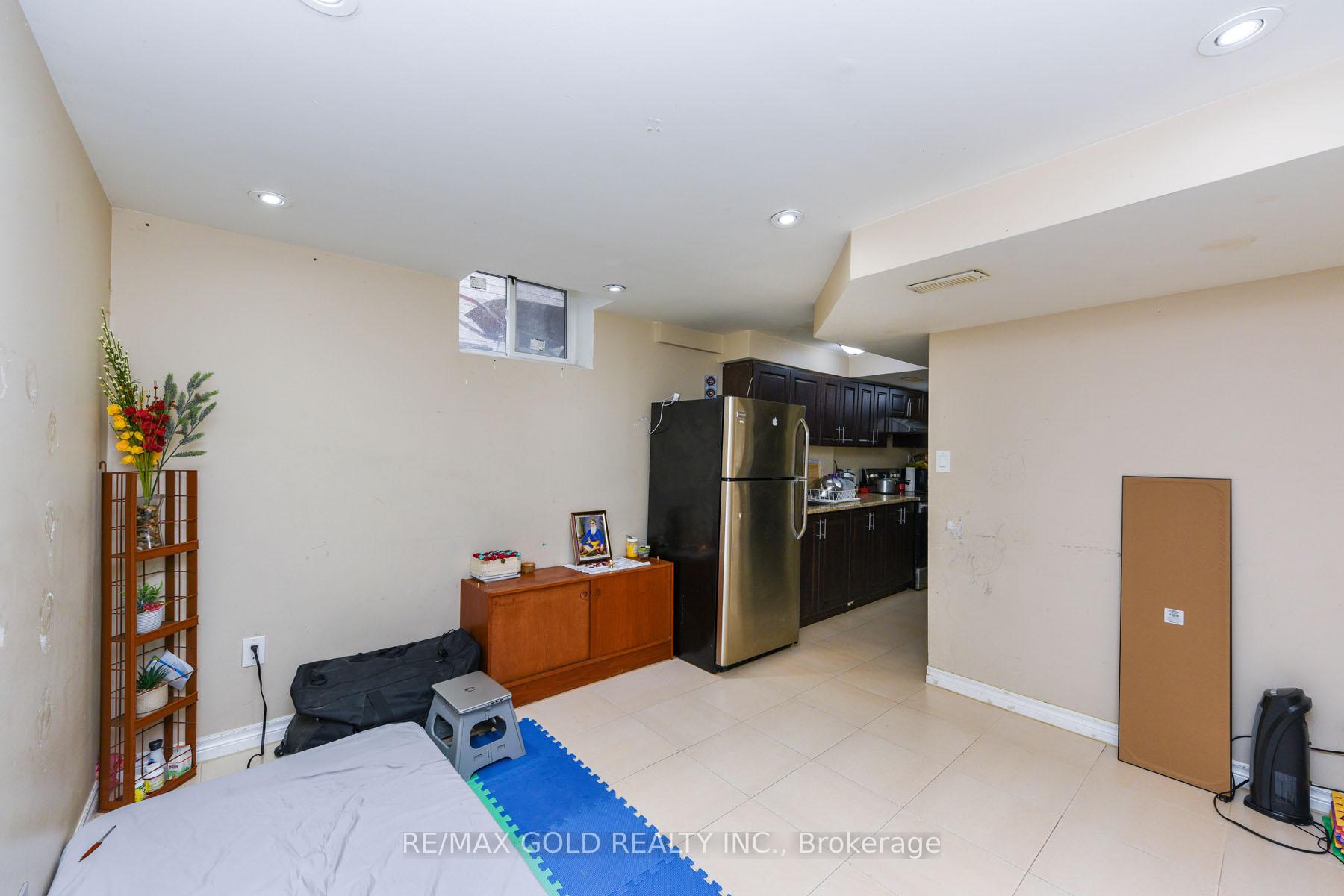 Photo 30 of 17 Penguin Lane, Brampton, Sandringham-Wellington — HOMEH