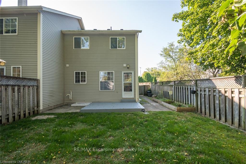 Photo 26 of 24 Willver Drive, St. Catharines, Port Weller — HOMEH