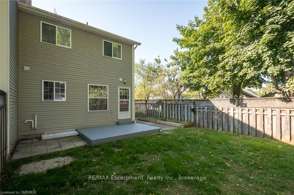 Photo 27 of 24 Willver Drive, St. Catharines, Port Weller — HOMEH