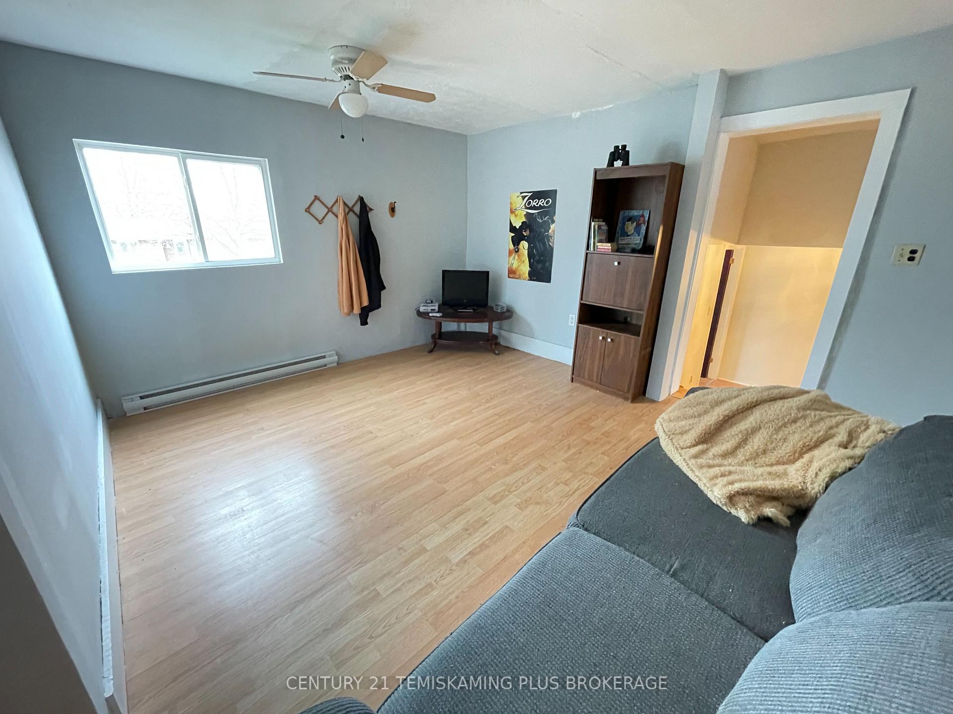 Photo 23 of 30 Seventh Avenue, Englehart — HOMEH