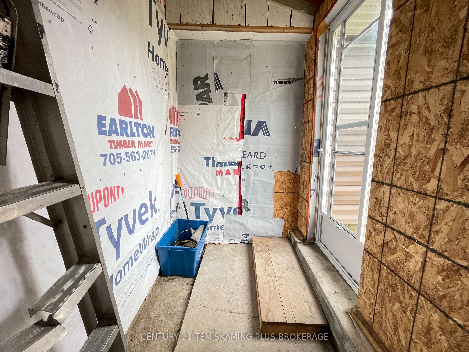 Photo 28 of 30 Seventh Avenue, Englehart — HOMEH