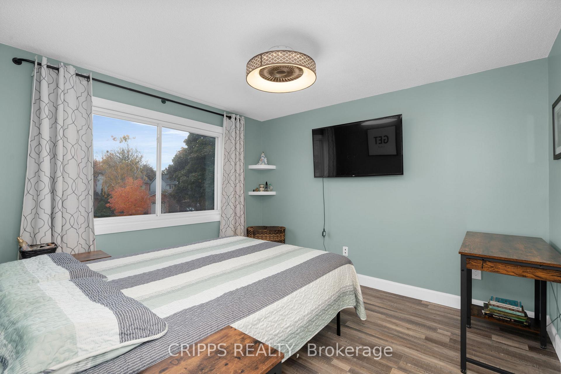 Photo 13 of 53 Hadden Crescent, Barrie, Cundles East — HOMEH