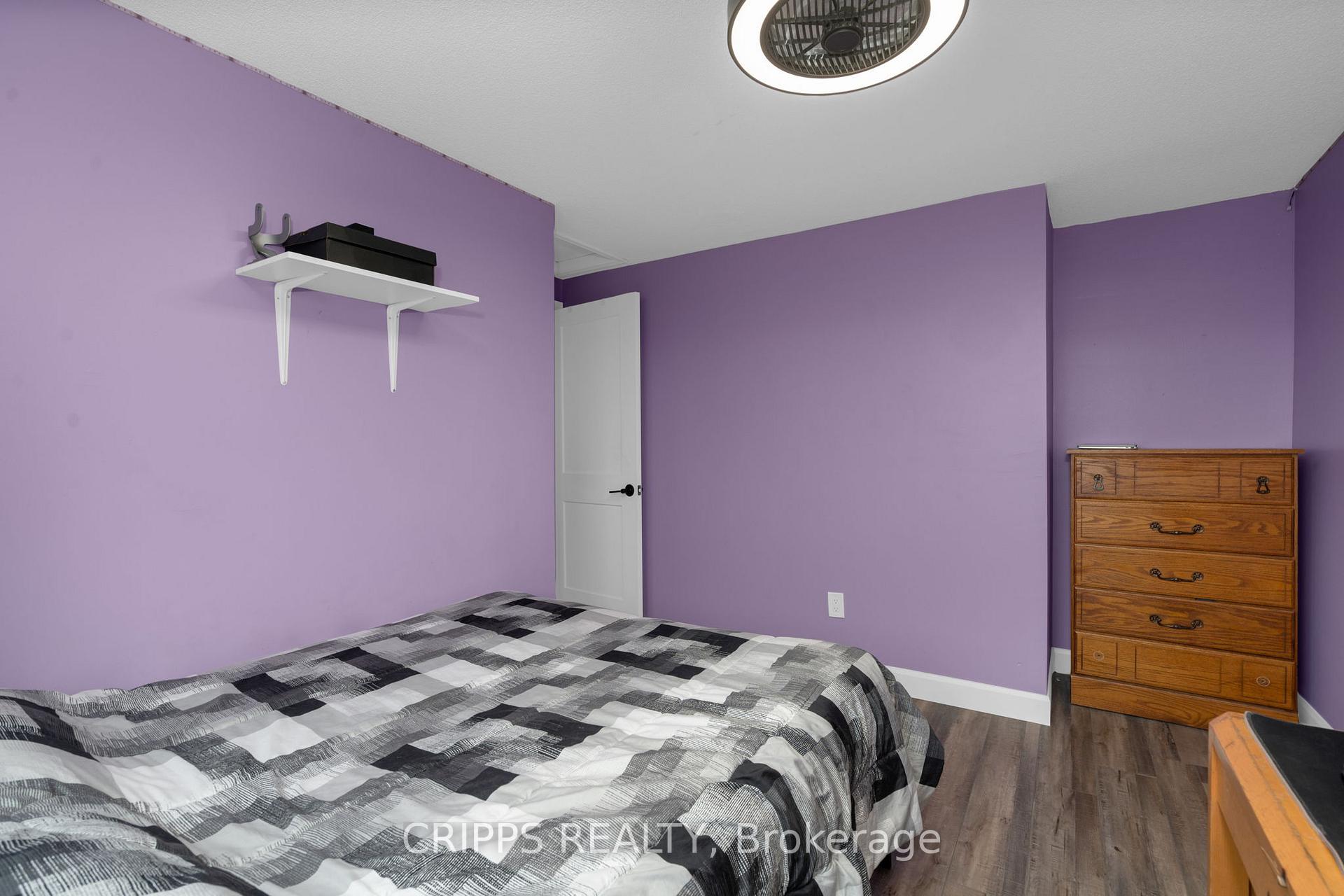 Photo 17 of 53 Hadden Crescent, Barrie, Cundles East — HOMEH