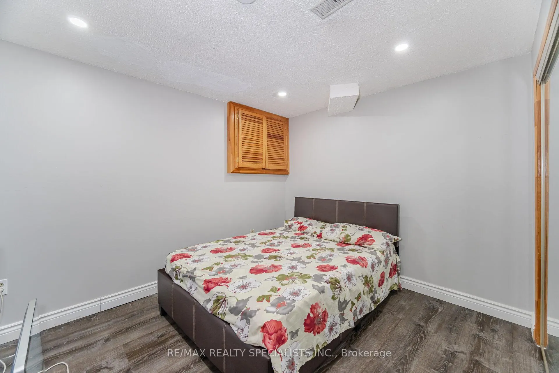 Photo 20 of 6 Beisel Court, Brampton, Heart Lake West — HOMEH