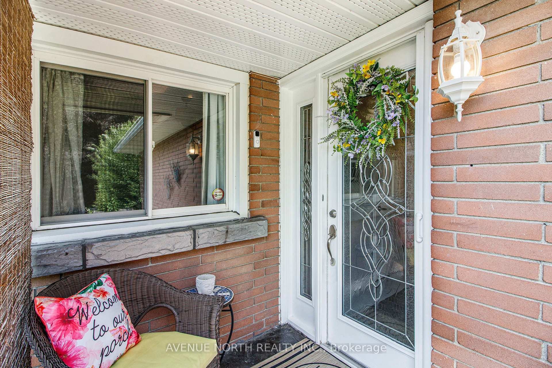 Photo 5 of 1228 Amesbrooke Drive, Ottawa, Copeland Park — HOMEH