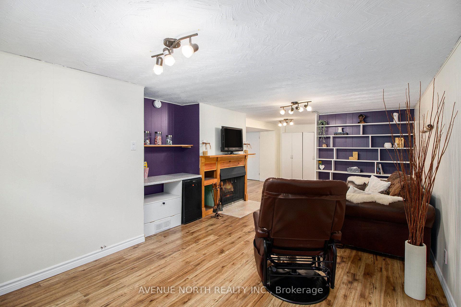 Photo 23 of 1228 Amesbrooke Drive, Ottawa, Copeland Park — HOMEH