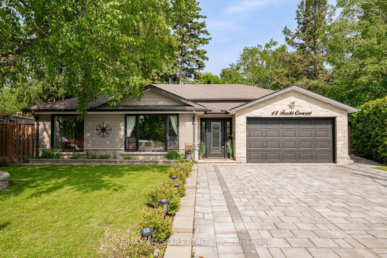 Front of 45 Foreht Crescent
