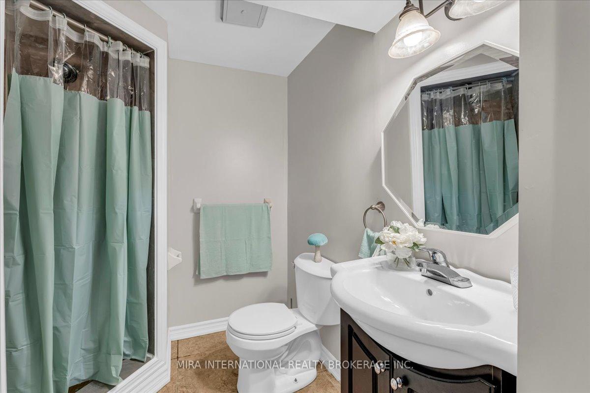 Photo 16 of 113 Martindale Crescent, Brampton, Brampton West — HOMEH