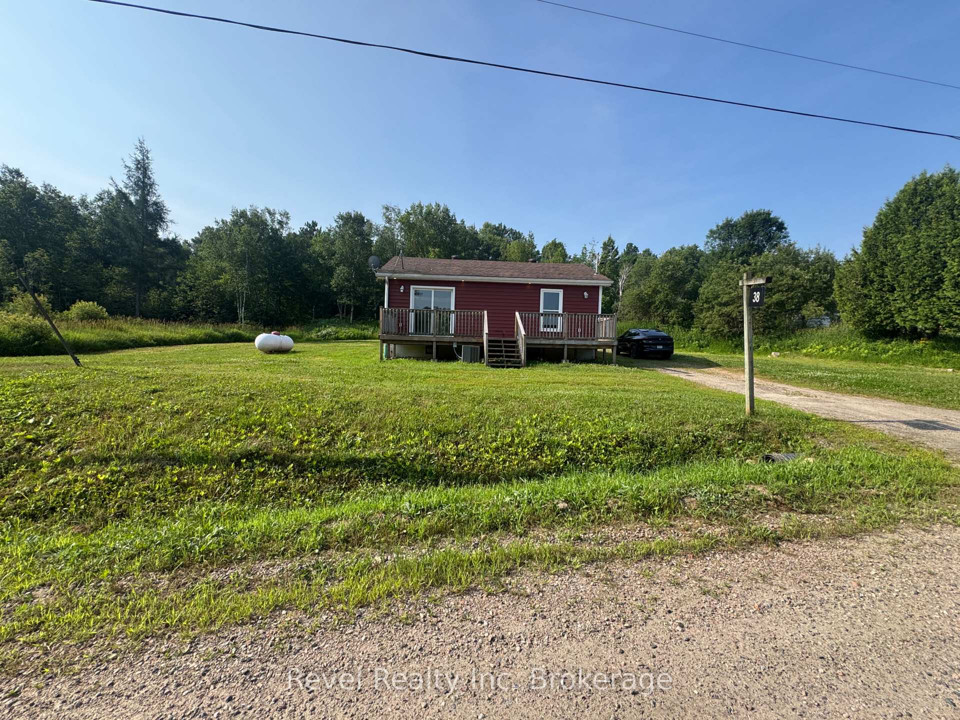 Photo 26 of 38 Montreuil Road, Mattawan — HOMEH