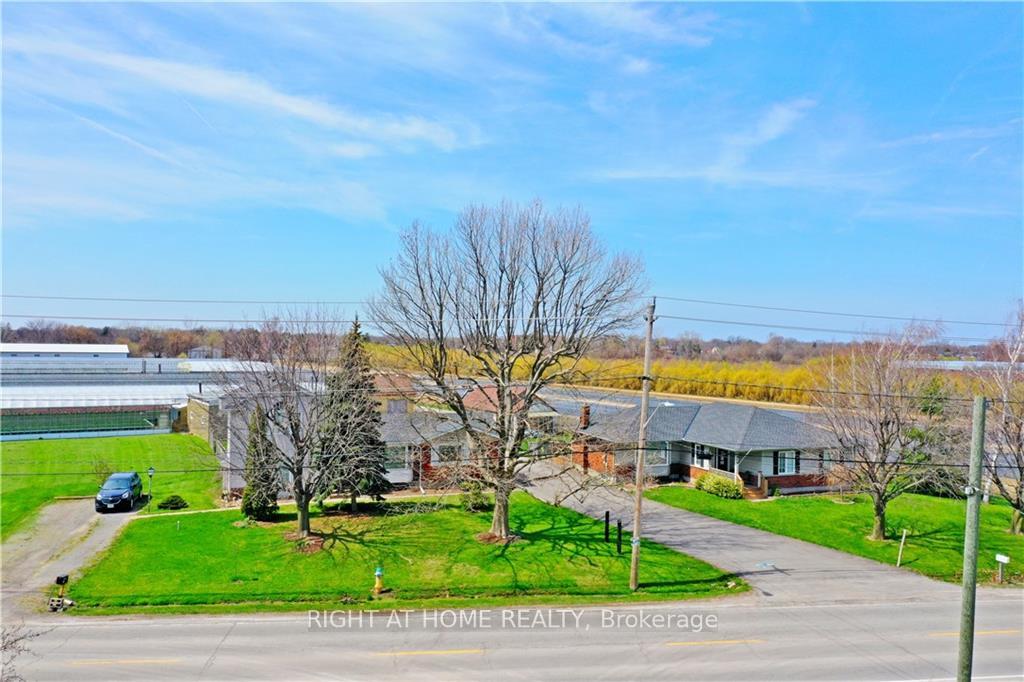 Photo 20 of 234,228 Read Road, St. Catharines, Port Weller — HOMEH