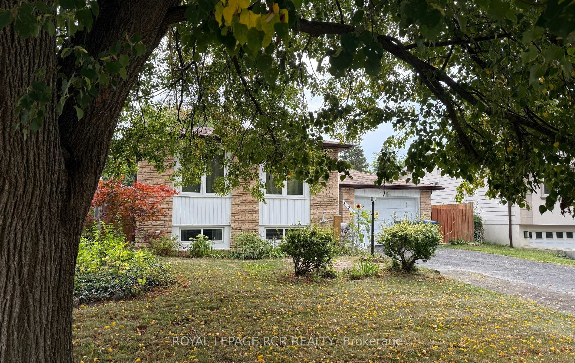 Photo 2 of Unit Basement, 106 Longwood Drive, Caledon, Bolton North — HOMEH