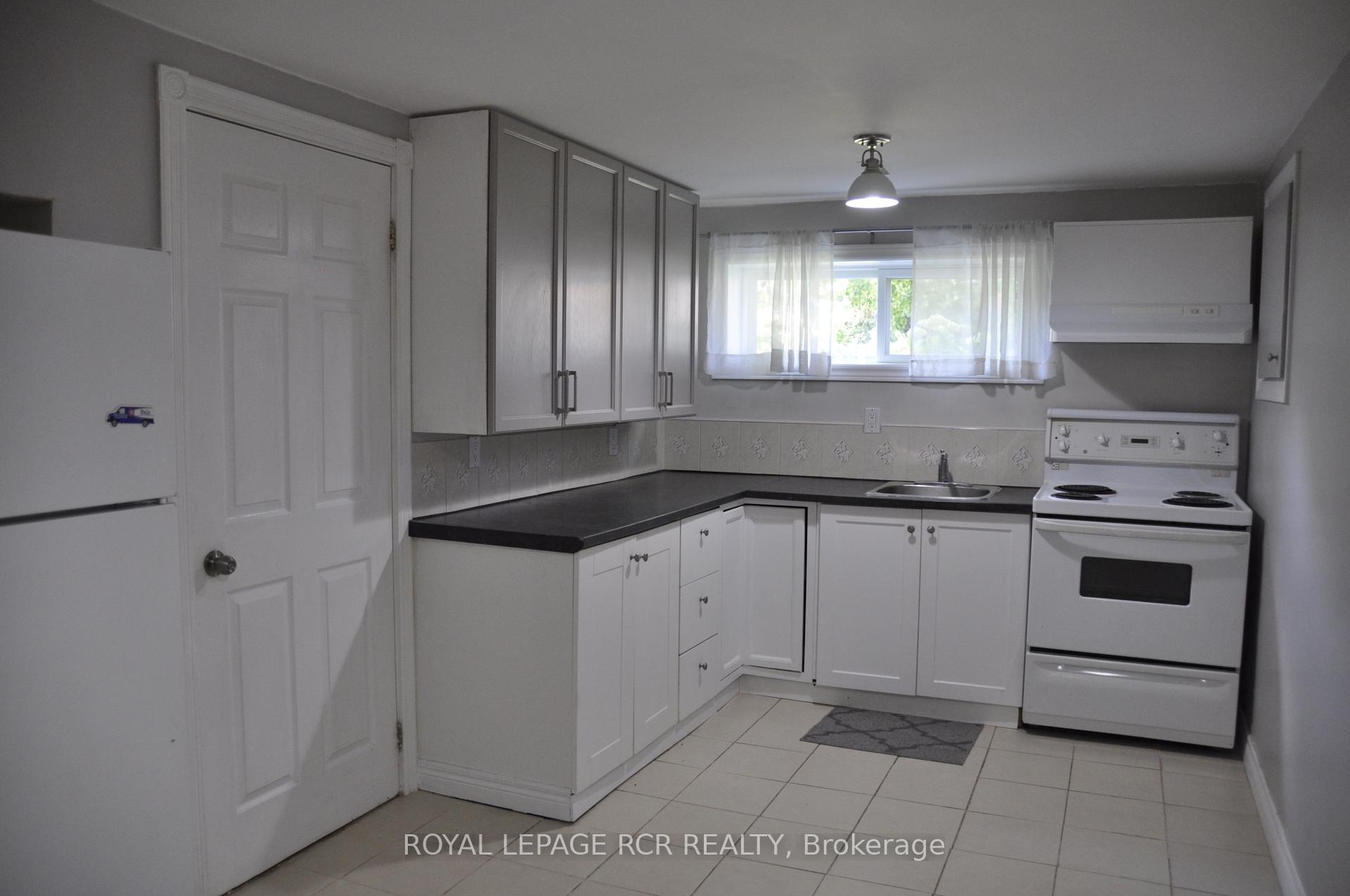 Photo 9 of Unit Basement, 106 Longwood Drive, Caledon, Bolton North — HOMEH