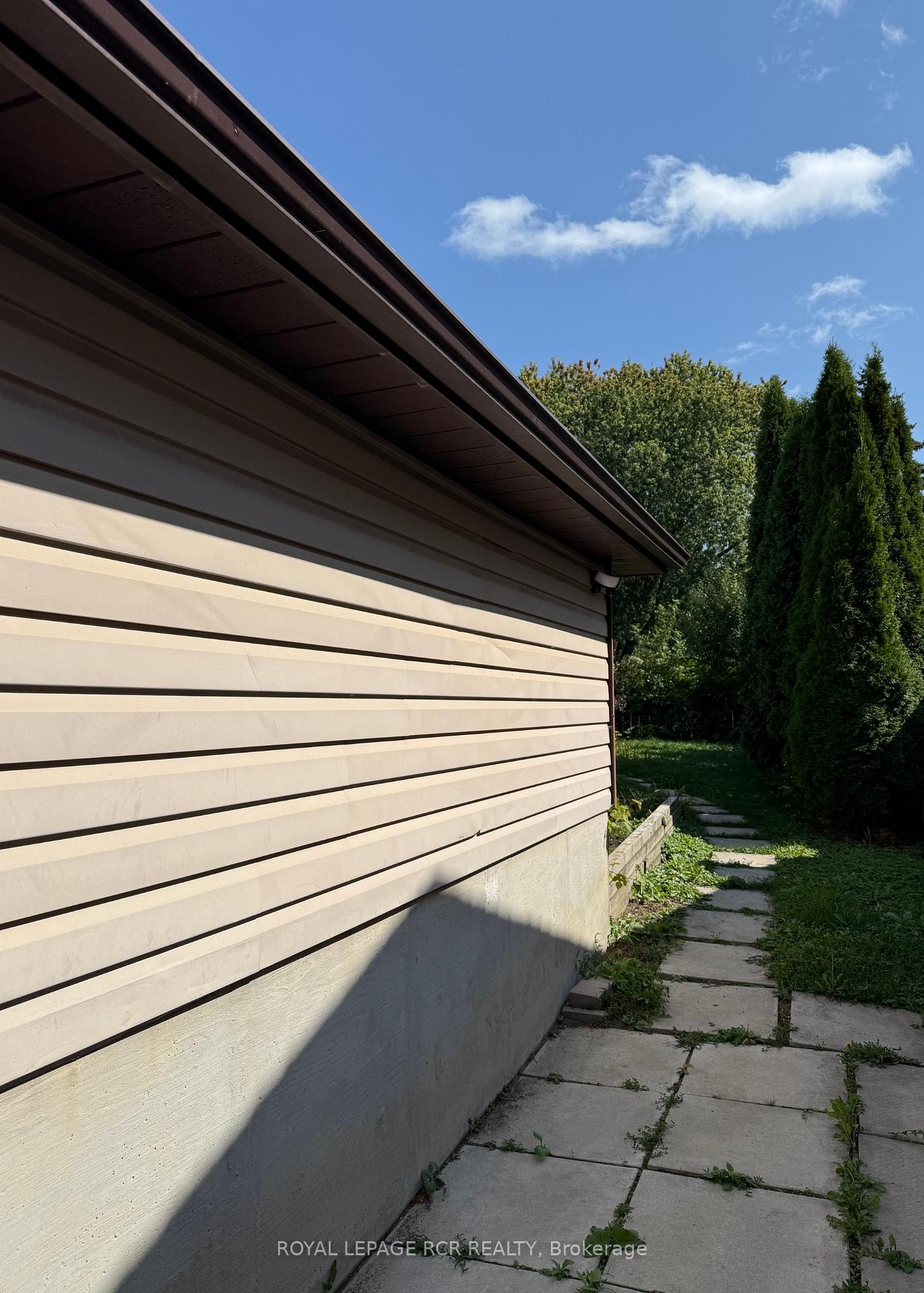 Photo 16 of Unit Basement, 106 Longwood Drive, Caledon, Bolton North — HOMEH