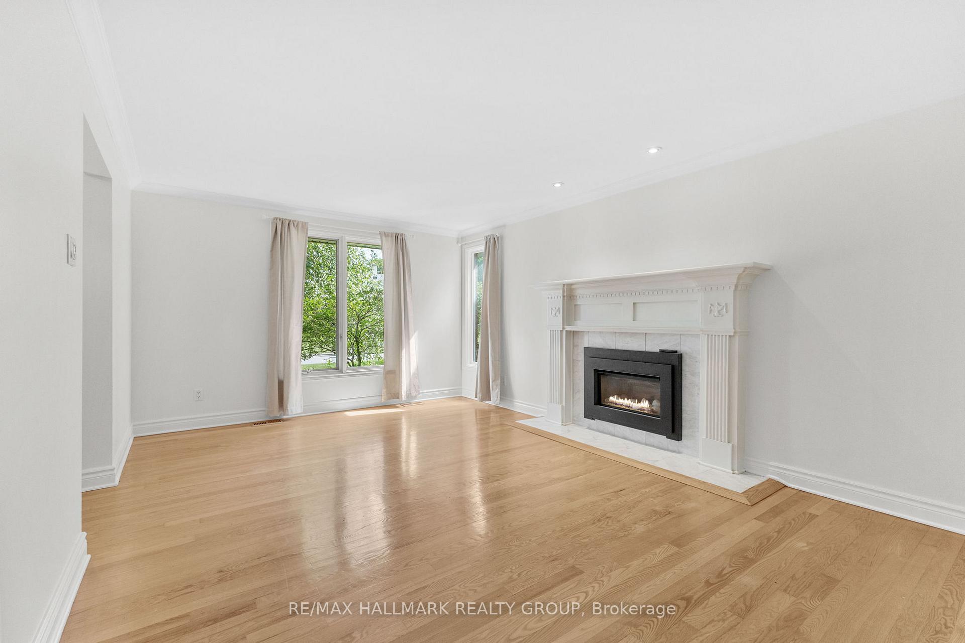 Photo 17 of 19 Rockfield Crescent, Ottawa, Borden Farm/Stewart Farm/Carleton Heights/Parkwood Hills — HOMEH
