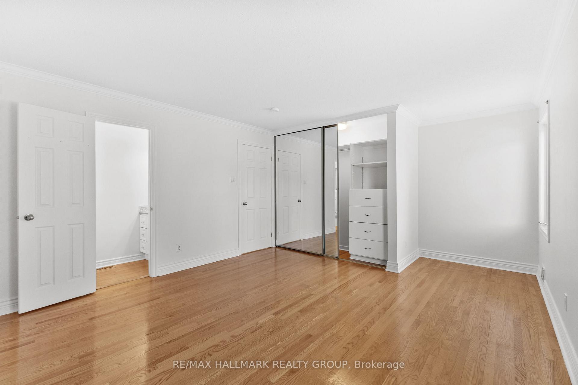 Photo 15 of 19 Rockfield Crescent, Ottawa, Borden Farm/Stewart Farm/Carleton Heights/Parkwood Hills — HOMEH