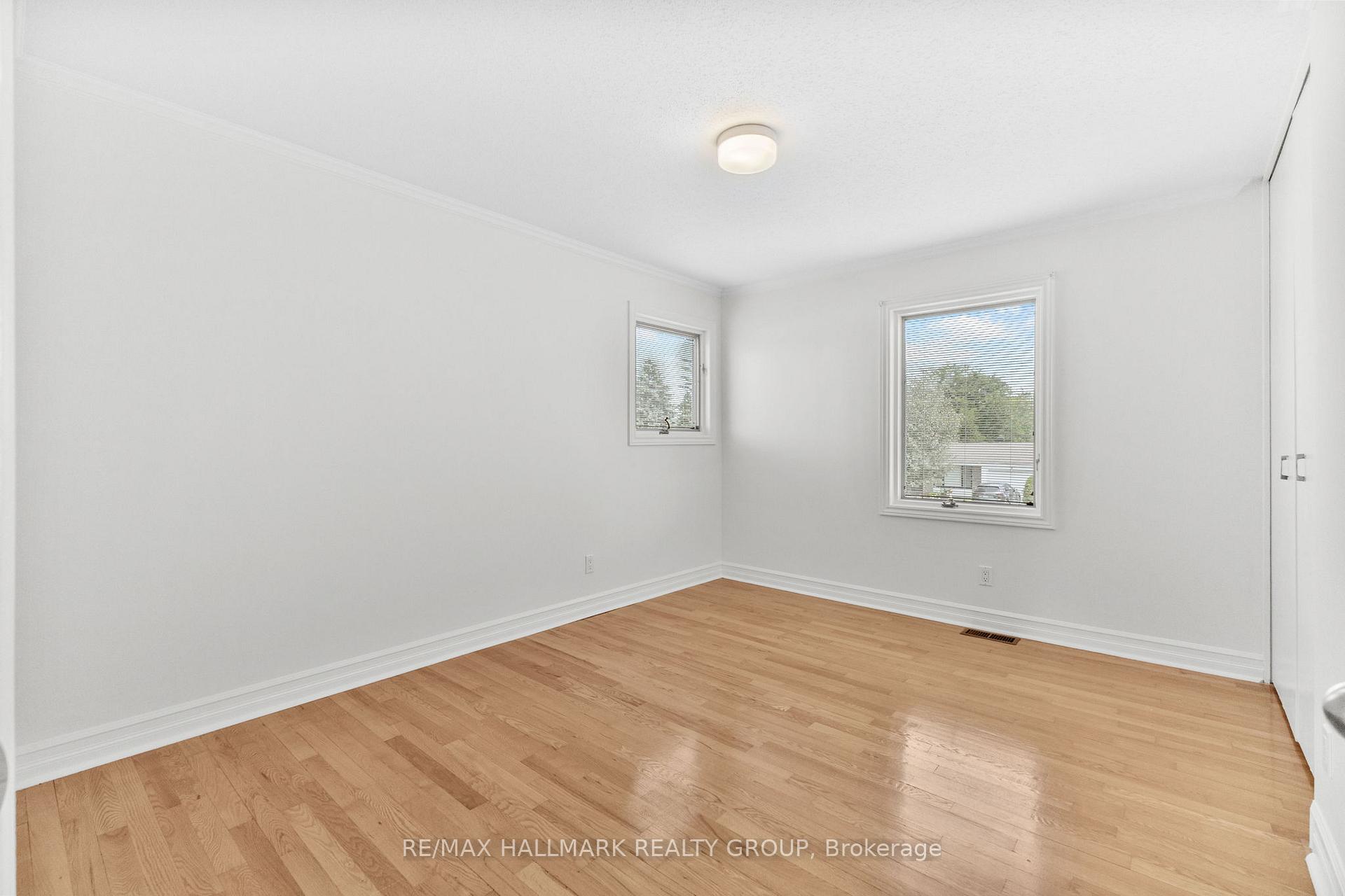 Photo 12 of 19 Rockfield Crescent, Ottawa, Borden Farm/Stewart Farm/Carleton Heights/Parkwood Hills — HOMEH