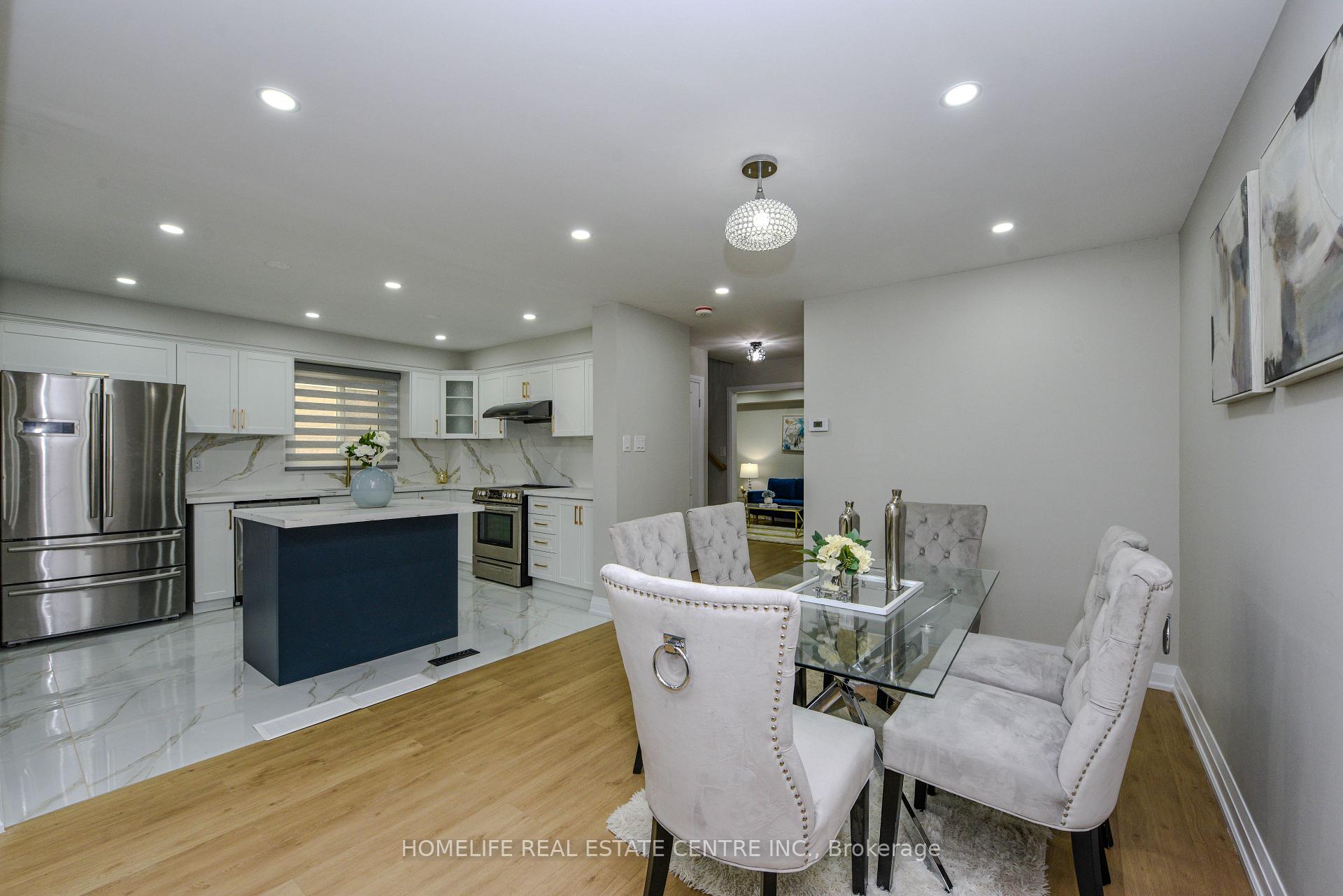 Photo 10 of 48 Dafoe Crescent, Brampton, Fletcher's West — HOMEH
