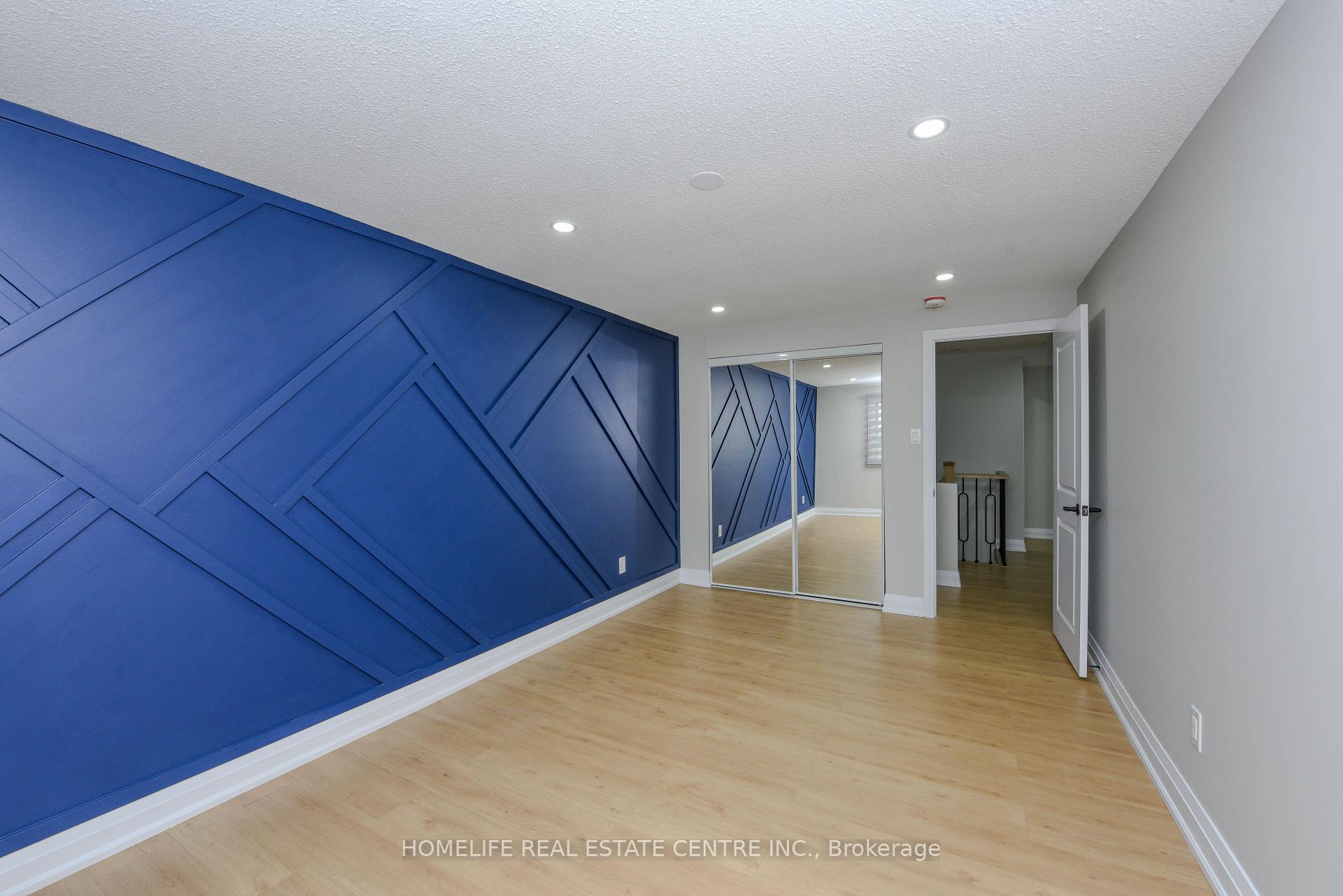 Photo 21 of 48 Dafoe Crescent, Brampton, Fletcher's West — HOMEH