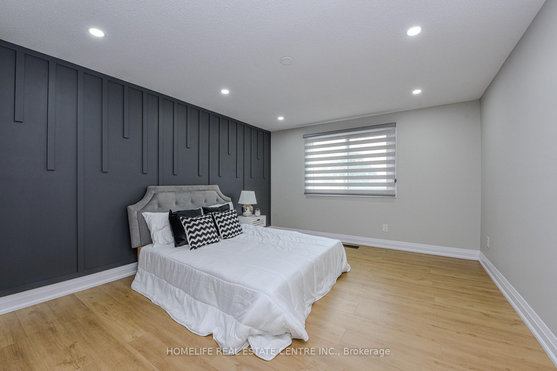 Photo 22 of 48 Dafoe Crescent, Brampton, Fletcher's West — HOMEH