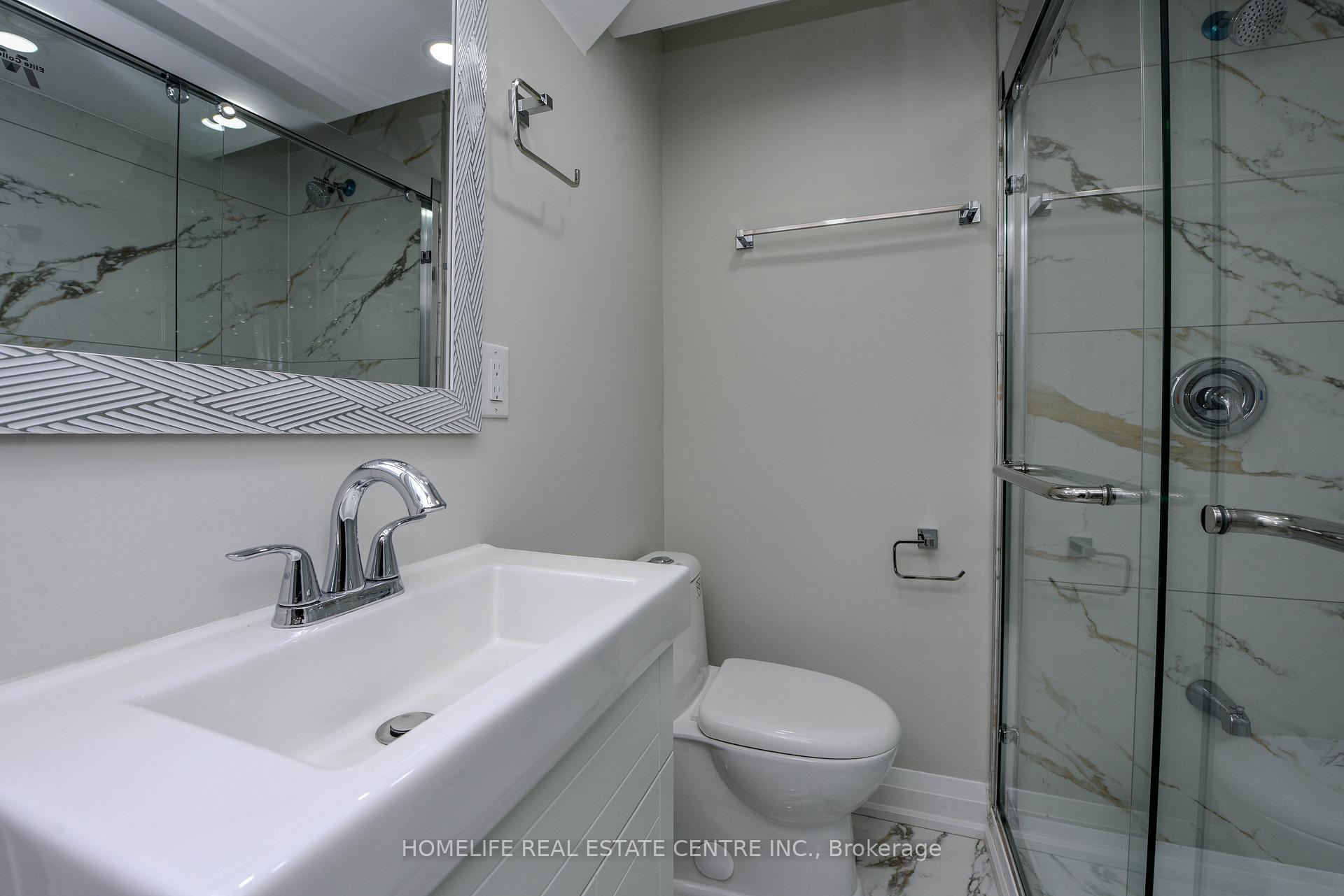 Photo 44 of 48 Dafoe Crescent, Brampton, Fletcher's West — HOMEH