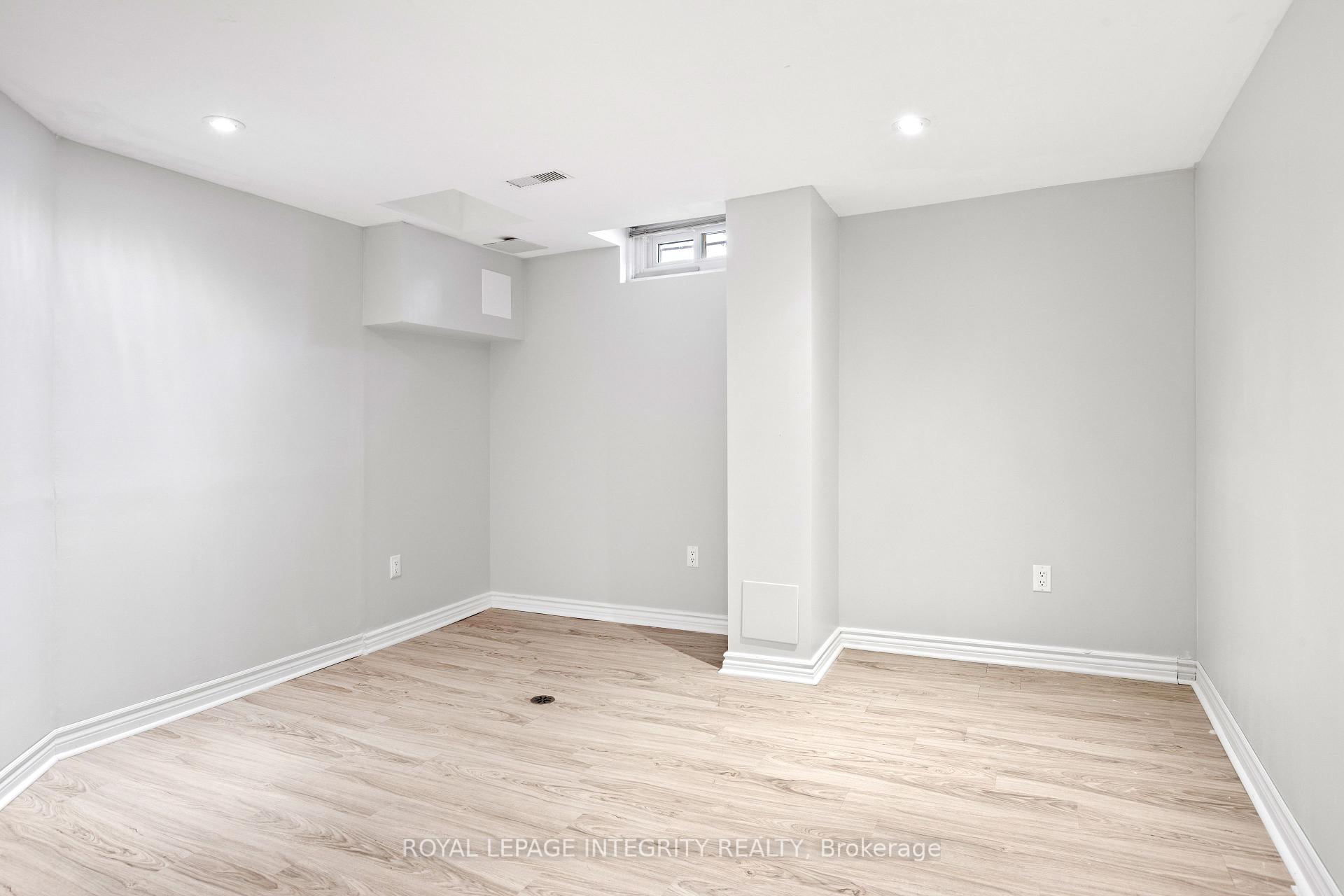 Photo 10 of Unit Basement, 33 Conniston Avenue, Ottawa, Crystal Beach — HOMEH