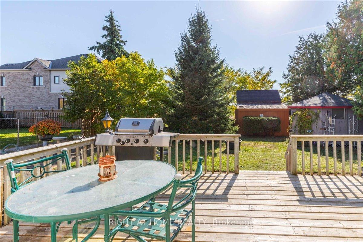 Photo 25 of 569 Mapleview Drive E, Barrie, Painswick South — HOMEH