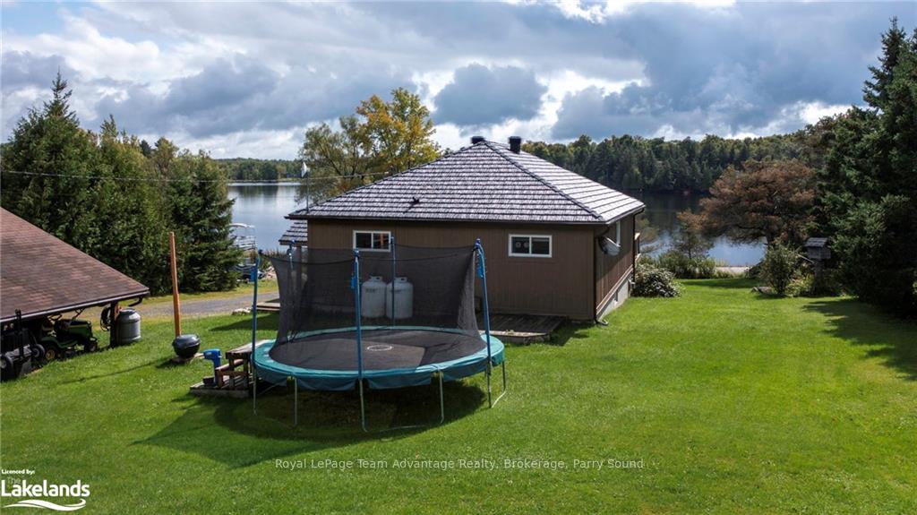 Photo 36 of 12 Lakeshore Road, McKellar — HOMEH