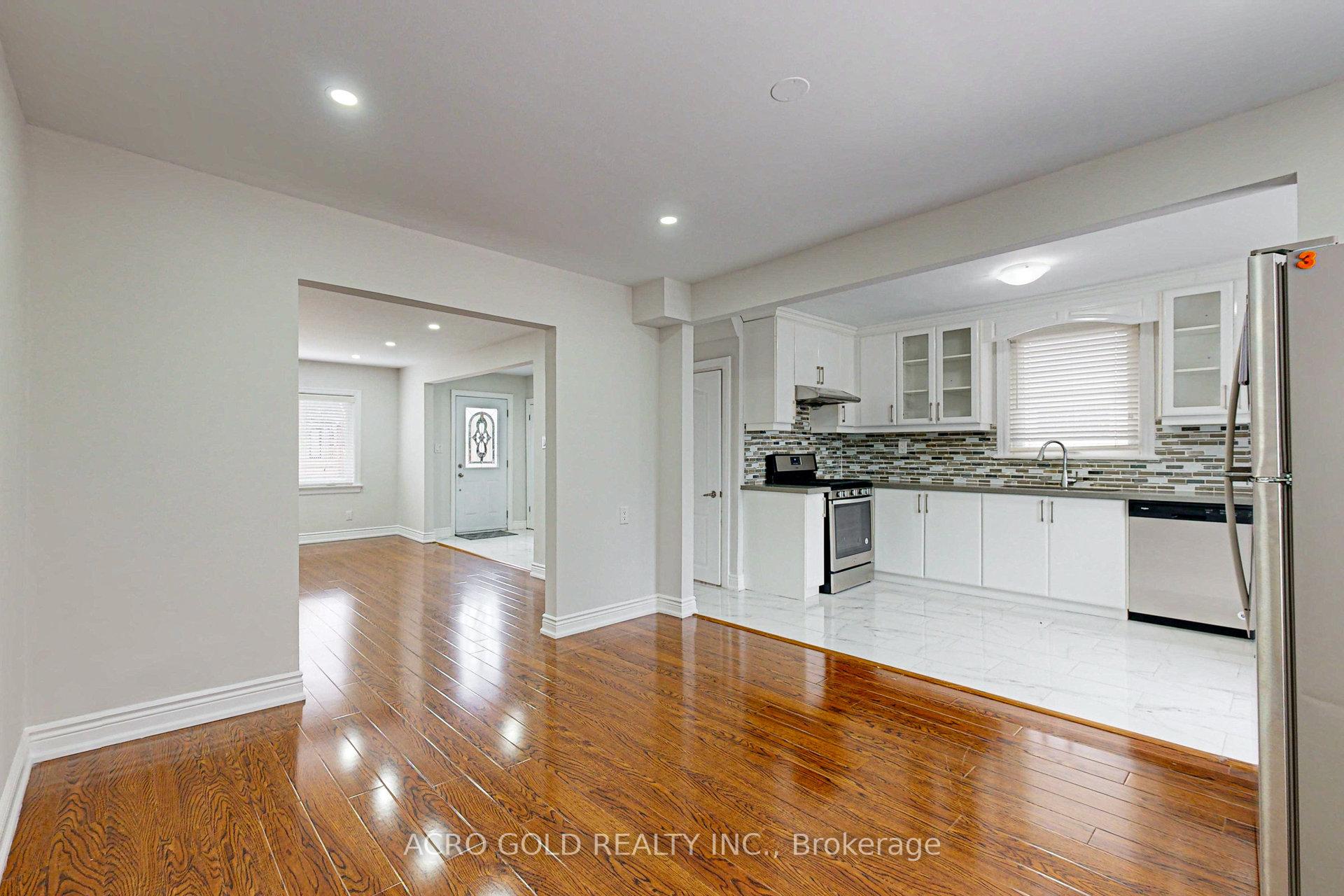 Photo 10 of 192 Wentworth Street S, Hamilton, Stinson — HOMEH