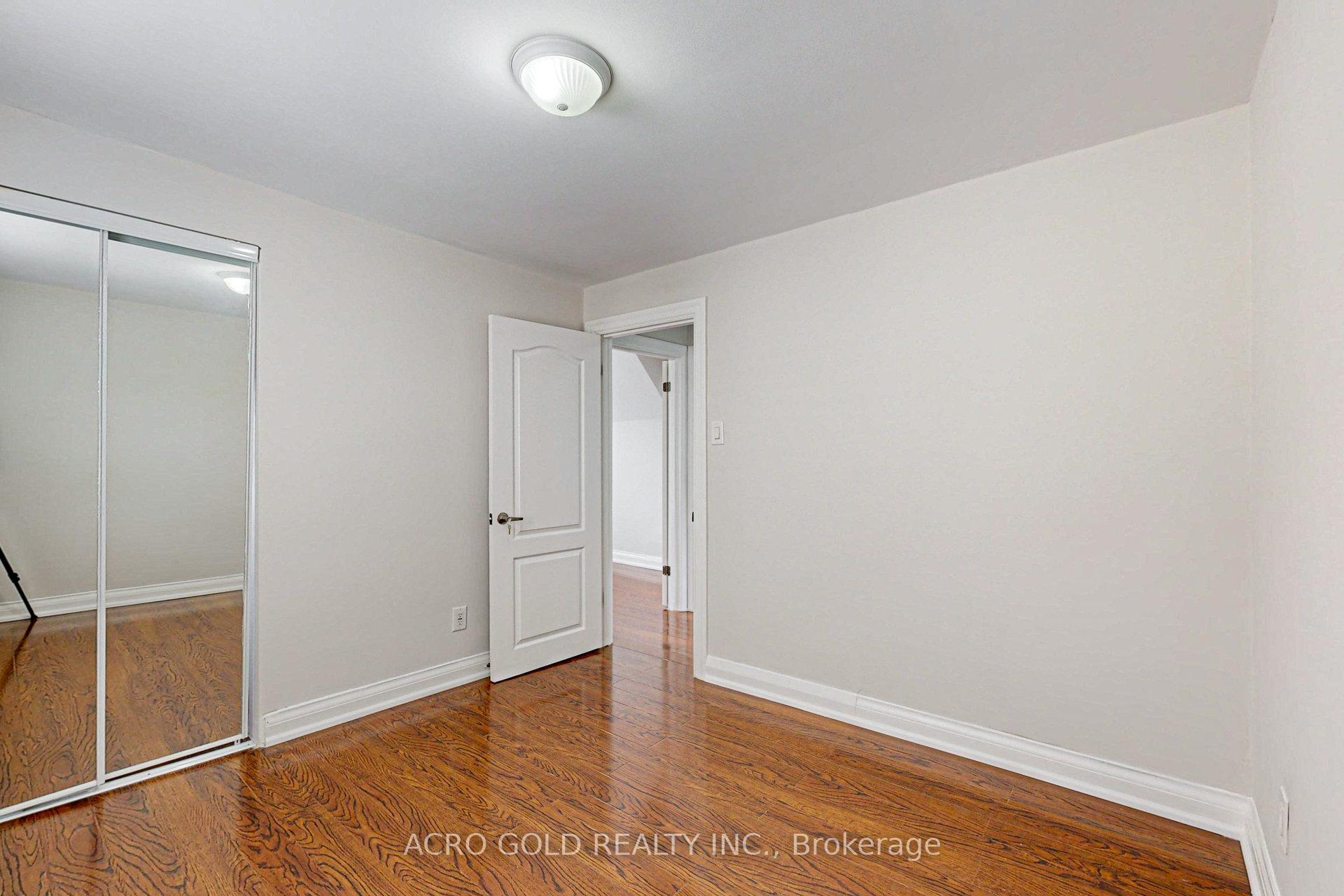 Photo 19 of 192 Wentworth Street S, Hamilton, Stinson — HOMEH
