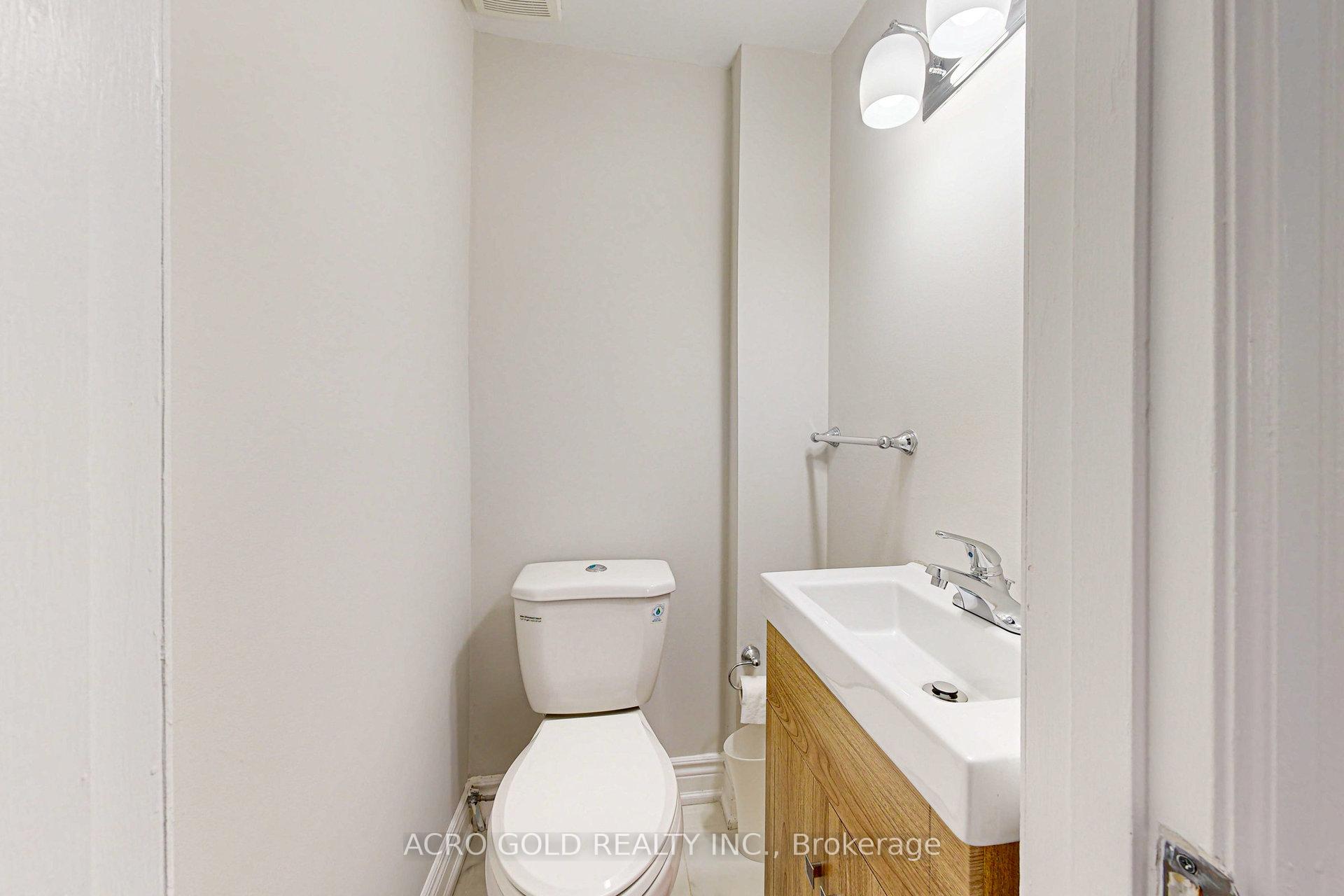 Photo 22 of 192 Wentworth Street S, Hamilton, Stinson — HOMEH