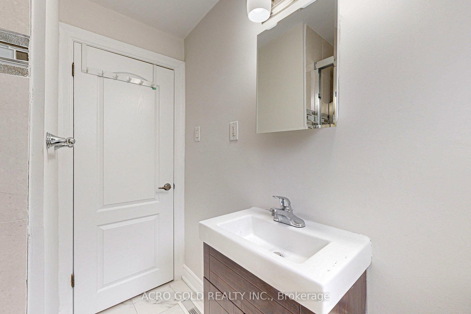 Photo 29 of 192 Wentworth Street S, Hamilton, Stinson — HOMEH
