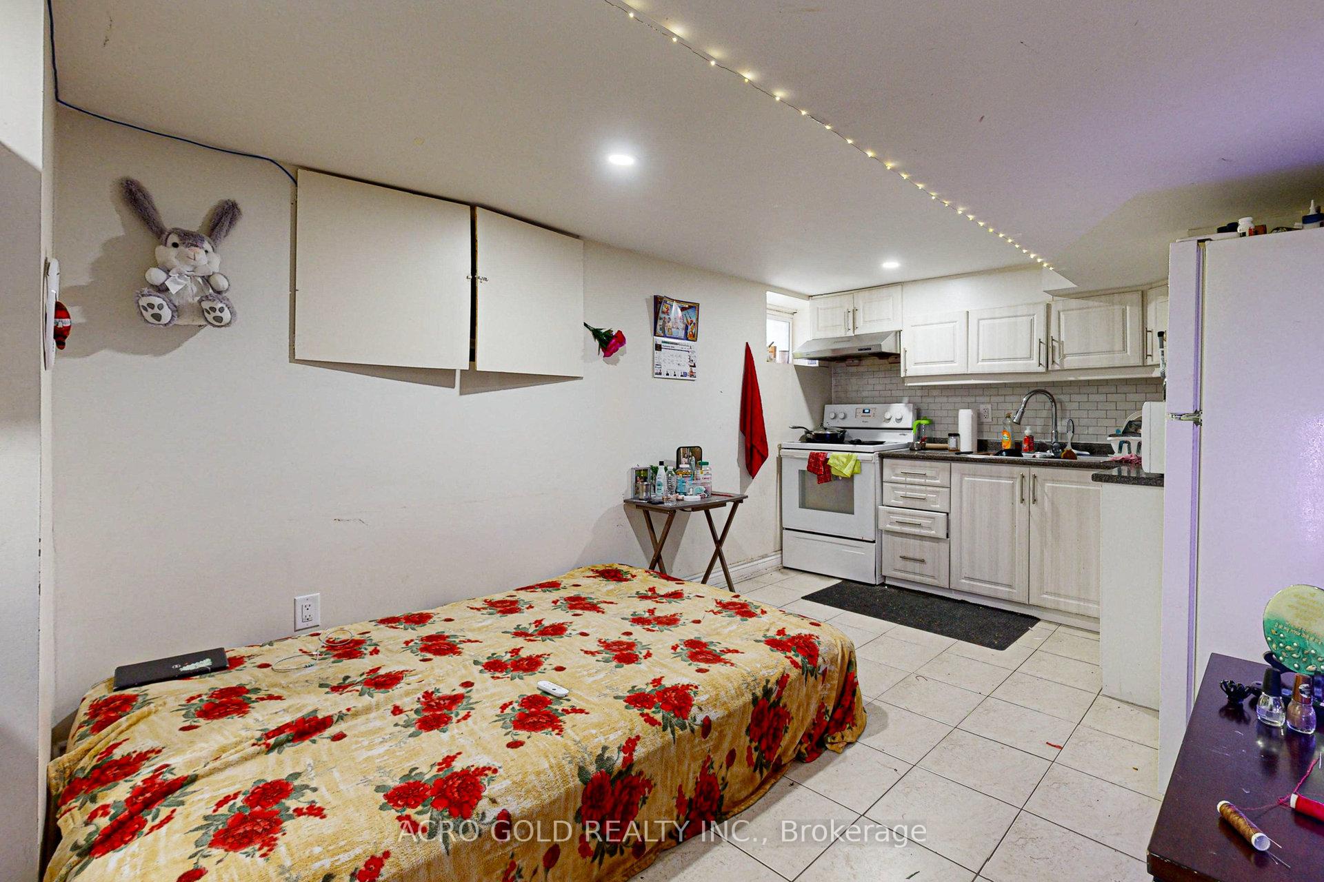 Photo 32 of 192 Wentworth Street S, Hamilton, Stinson — HOMEH