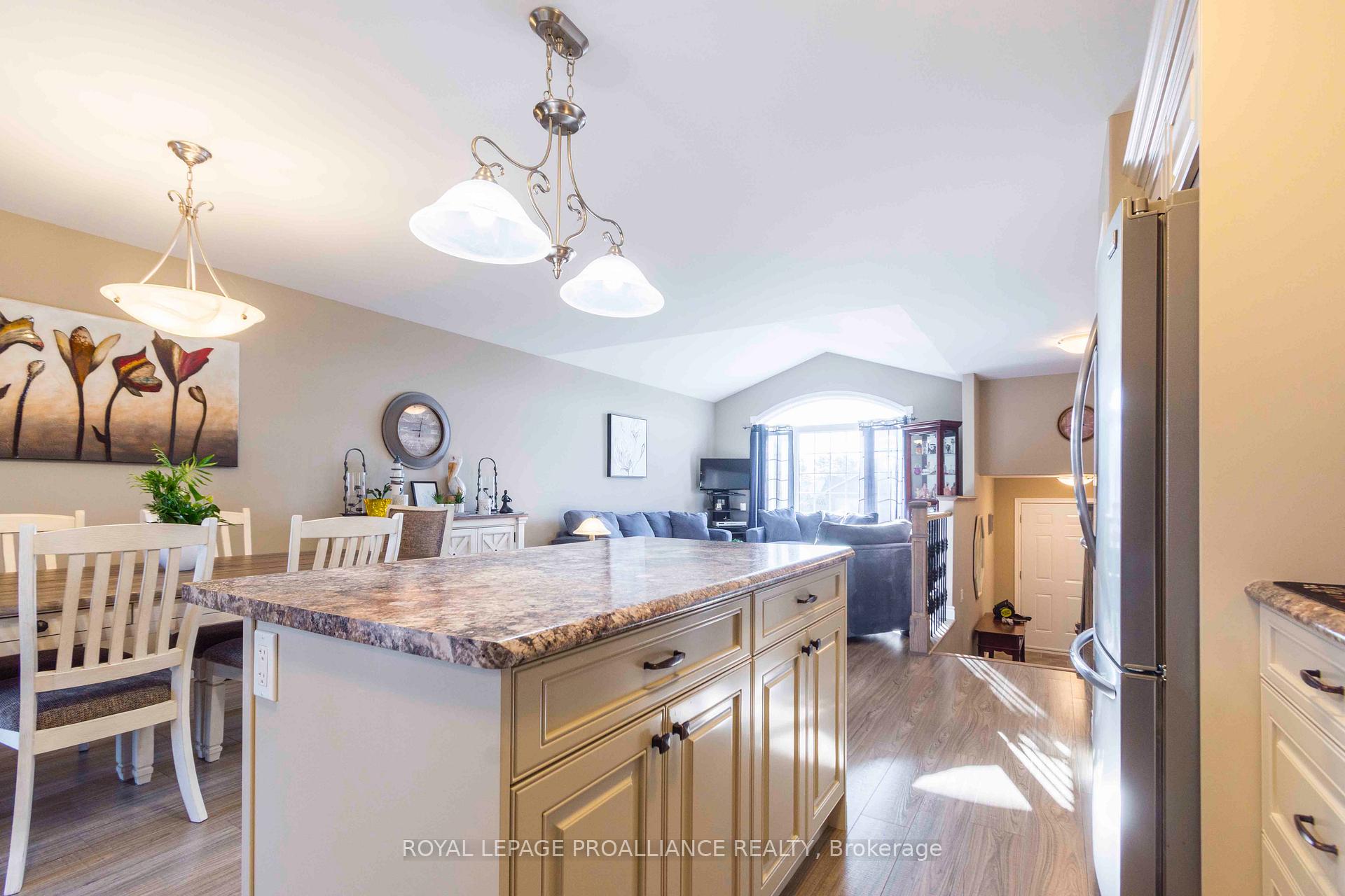 Photo 10 of 17 Pier Drive, Brighton — HOMEH