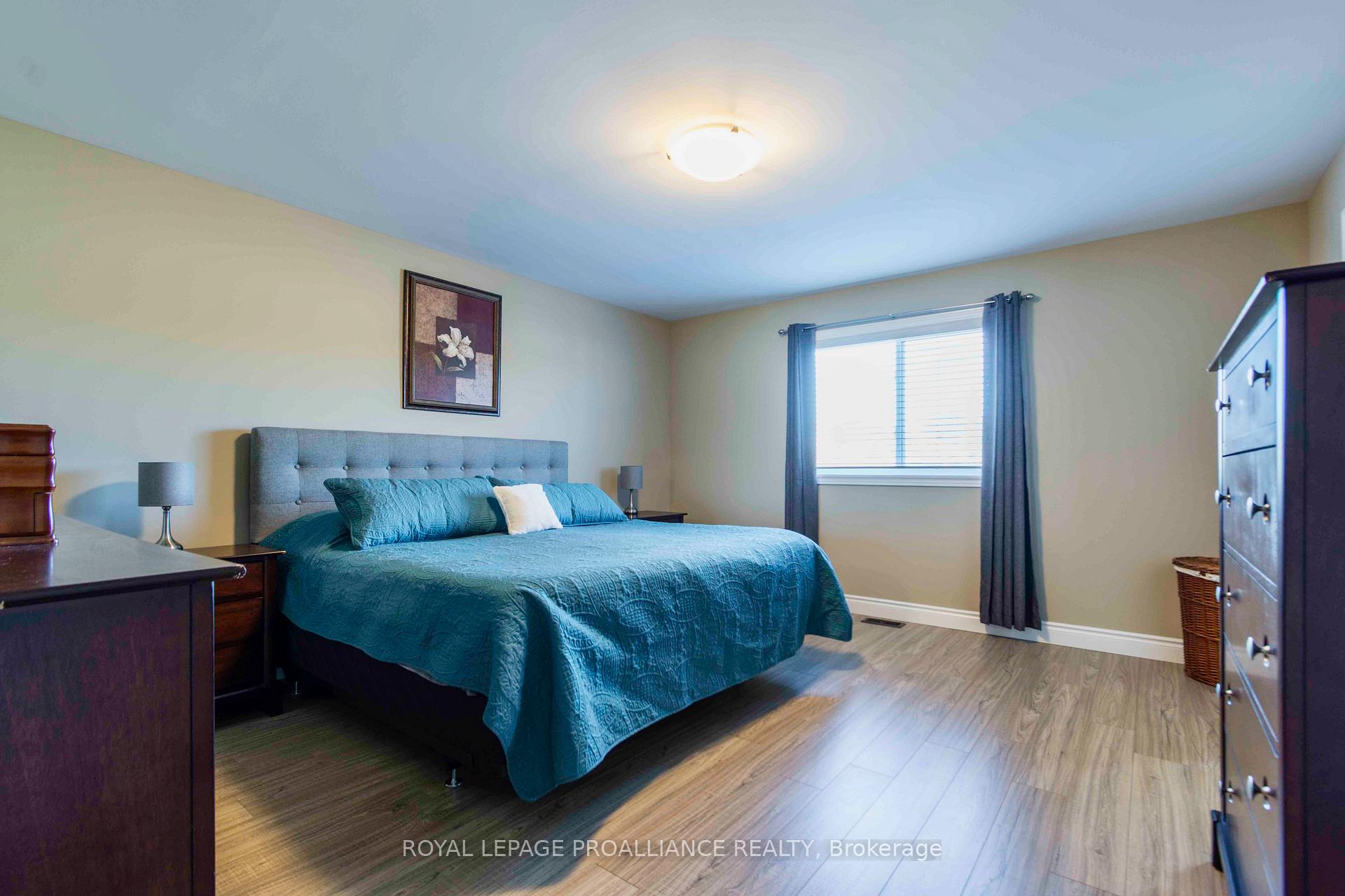 Photo 16 of 17 Pier Drive, Brighton — HOMEH