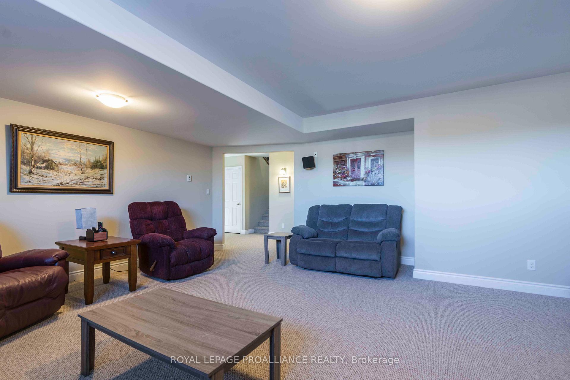 Photo 25 of 17 Pier Drive, Brighton — HOMEH